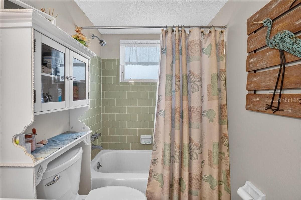 Condominium at 5883 GARDEN LN #H1, BRADENTON, photo 16 of 30