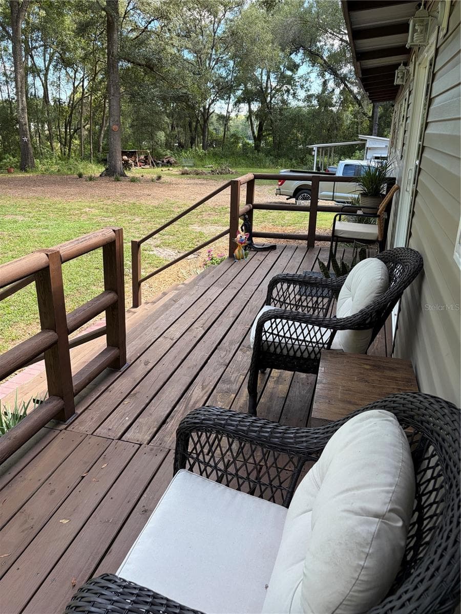 front porch - 6401 SUNNYSIDE RANCH RD, BROOKSVILLE