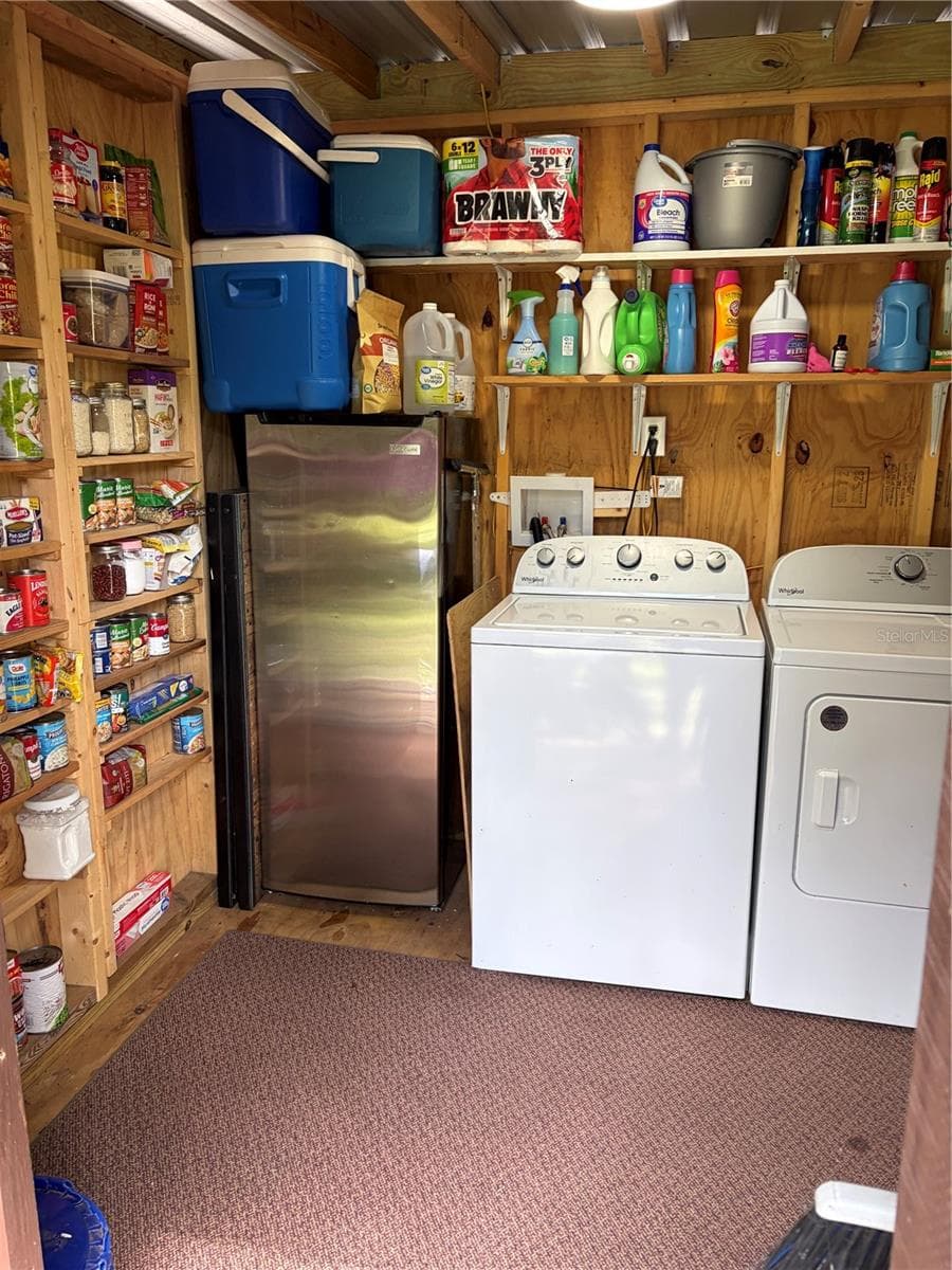 laundry, extra pantry for many months - 6401 SUNNYSIDE RANCH RD, BROOKSVILLE