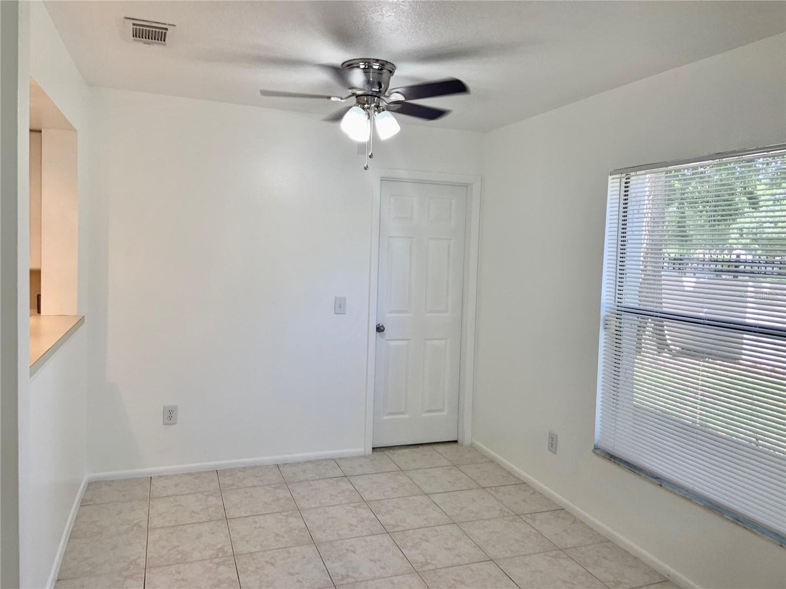Condominium at 2966 S SEMORAN BLVD #1602, ORLANDO, photo 10 of 12