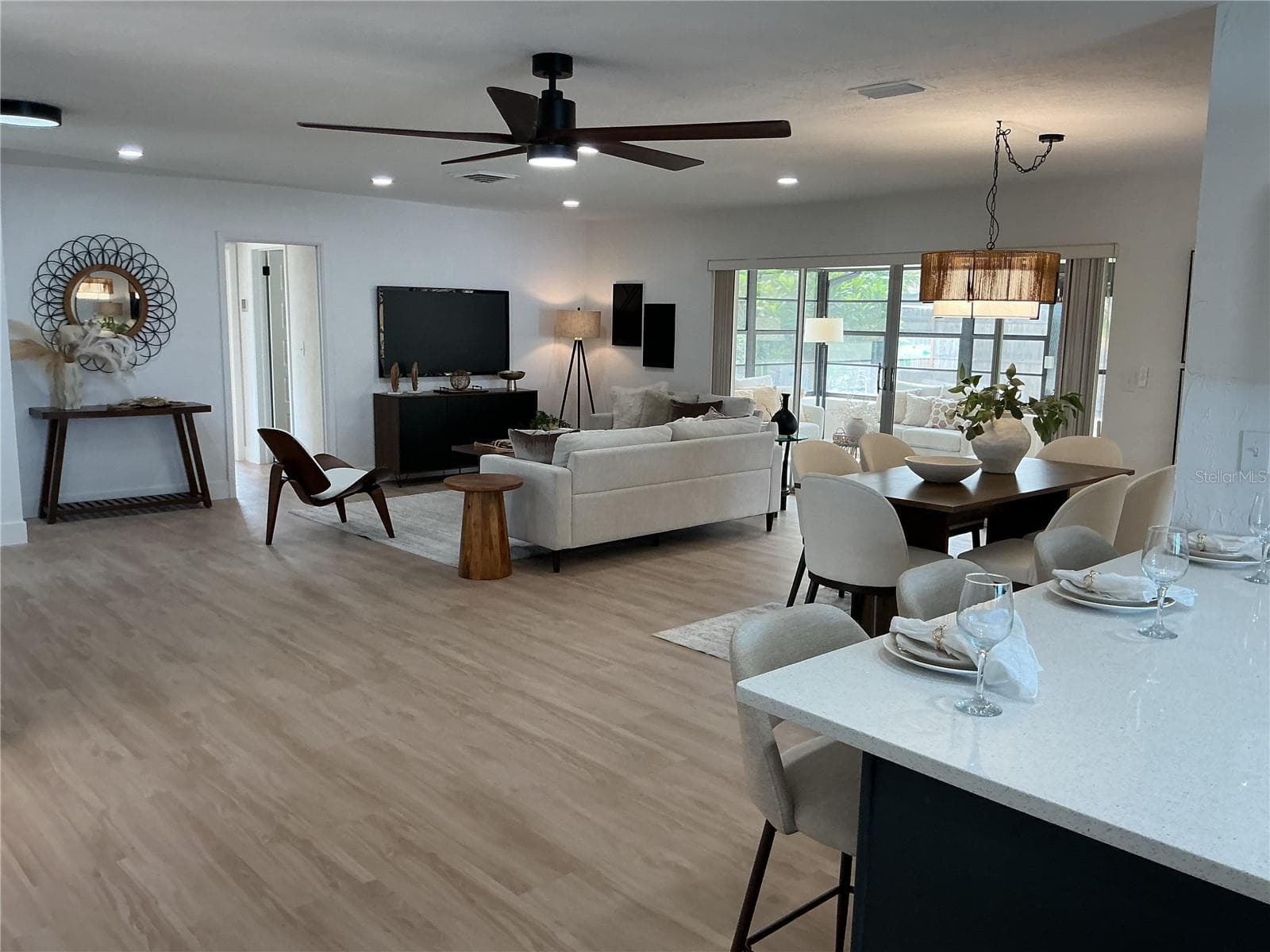 Open Floor Plan - 5901 25TH ST S, ST PETERSBURG