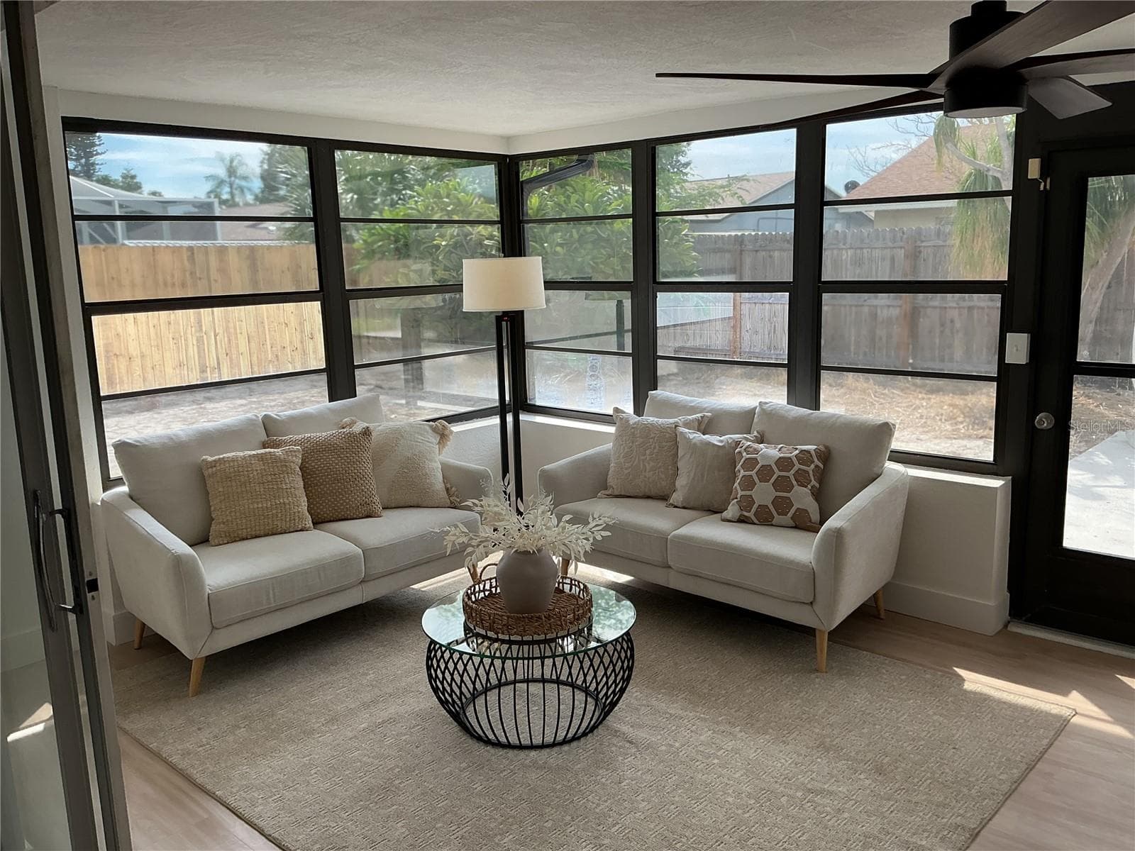 Large Sun Room - 5901 25TH ST S, ST PETERSBURG