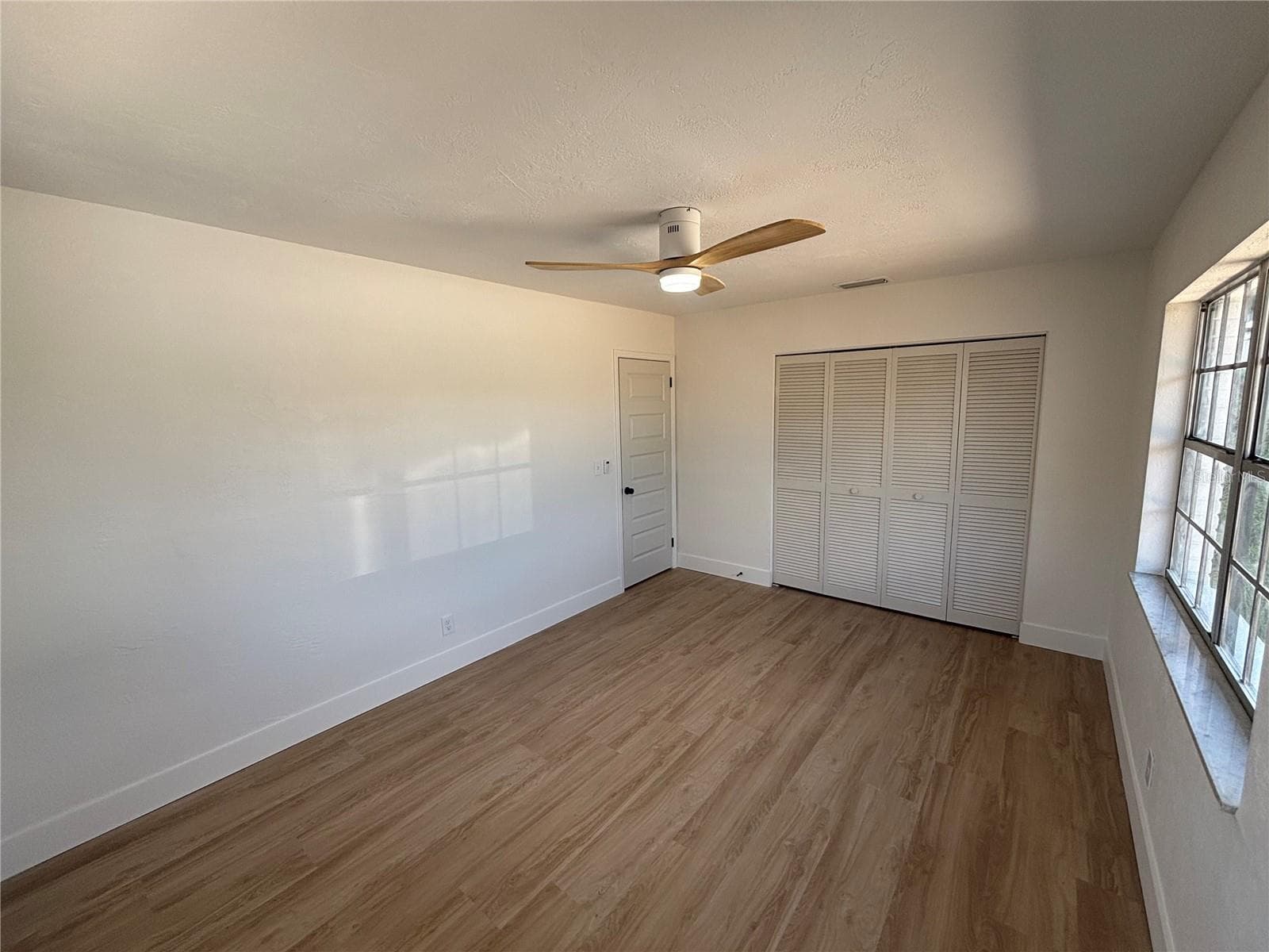 Single Family Residence at 5901 25TH ST S, ST PETERSBURG, photo 29 of 37