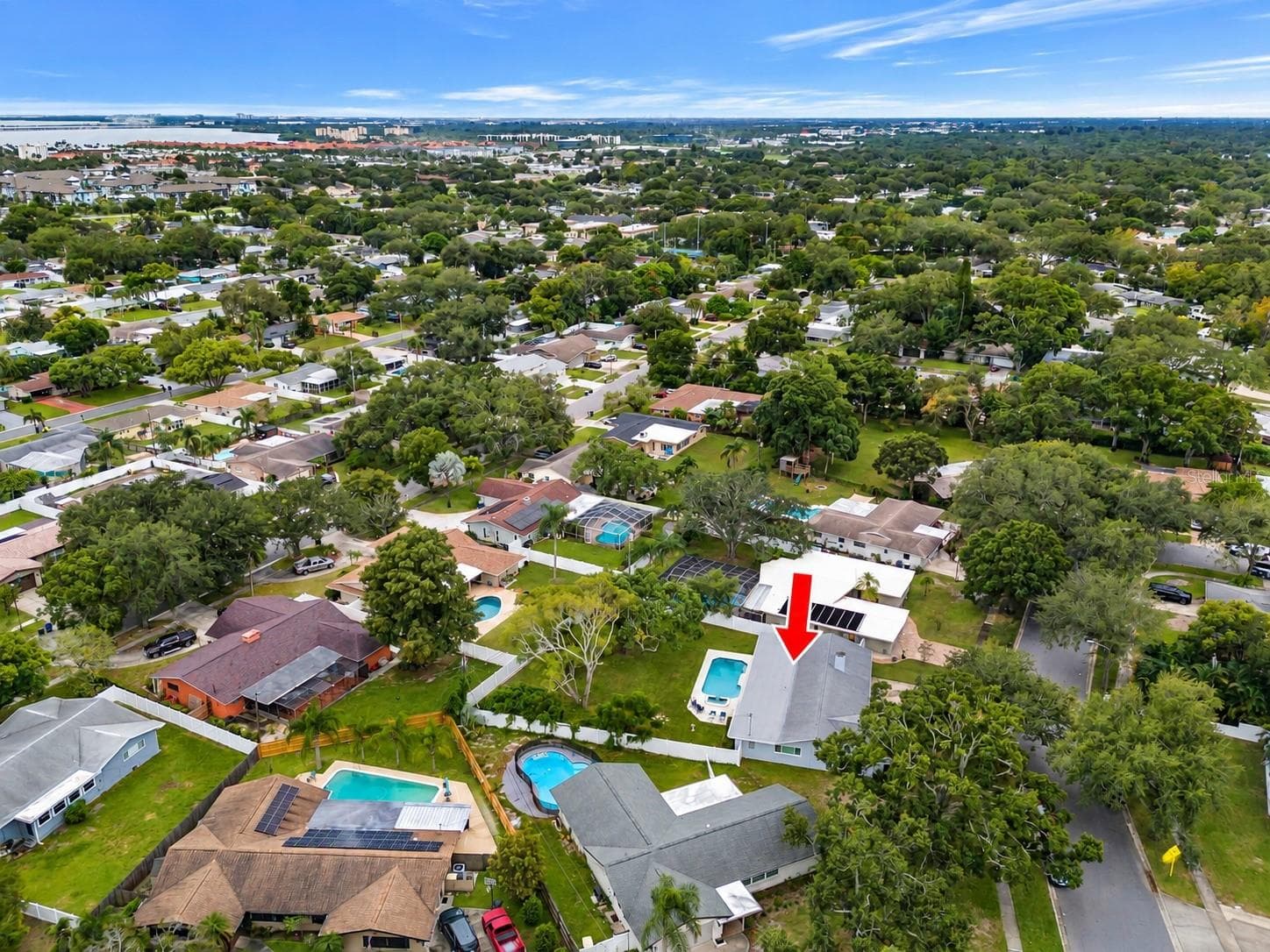 Single Family Residence at 1113 GLENMOOR CT, CLEARWATER, photo 3 of 39