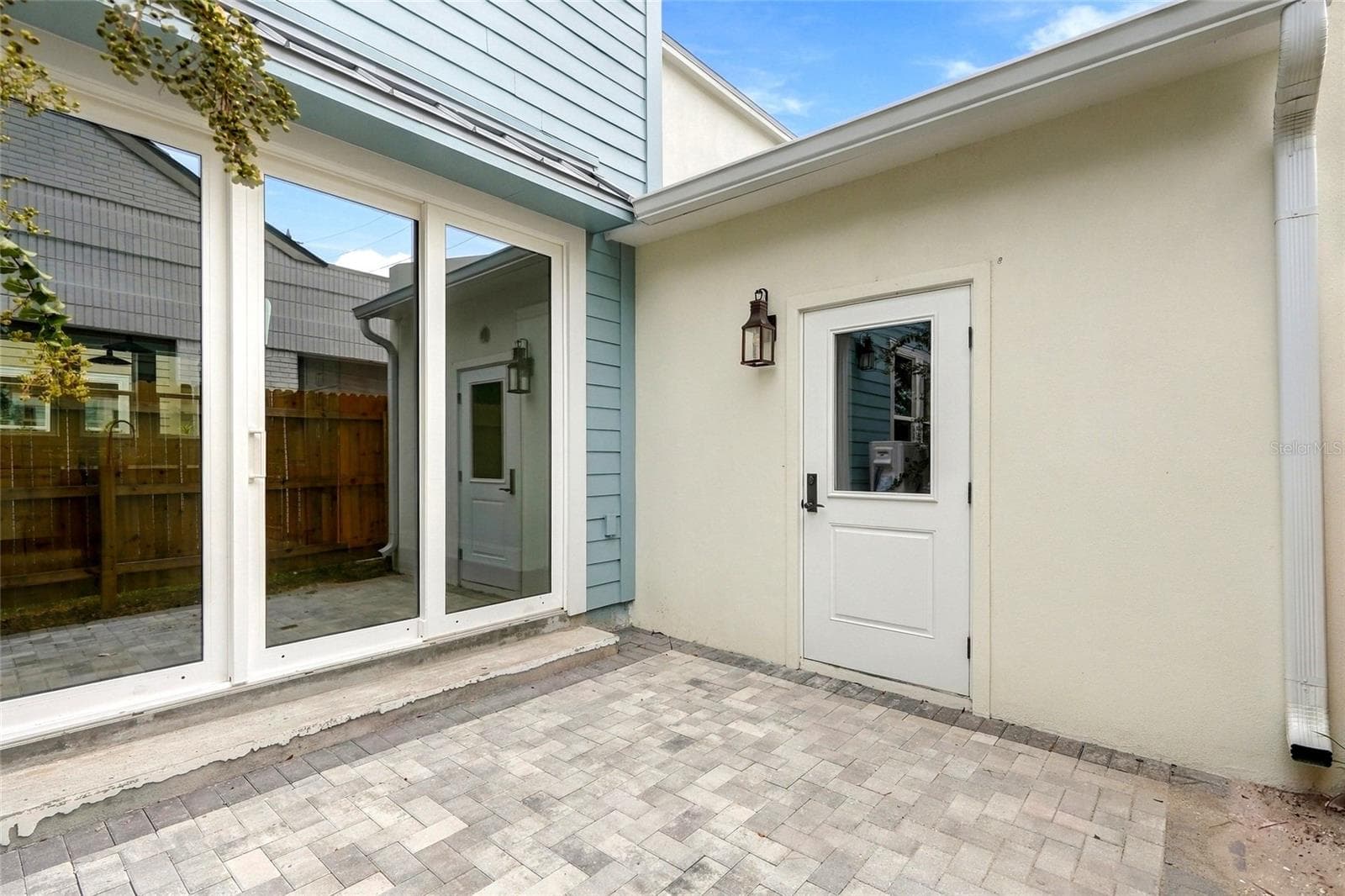 1st Floor Private Patio with Garage access - 2544 1ST AVE N, ST PETERSBURG