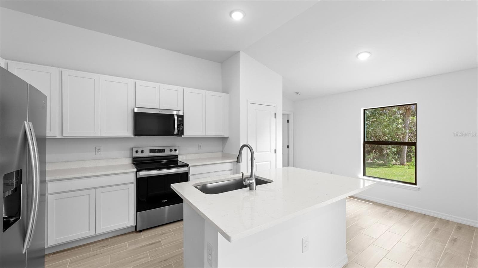 Single Family Residence at 22334 BRADFORD AVE, PORT CHARLOTTE, photo 5 of 23