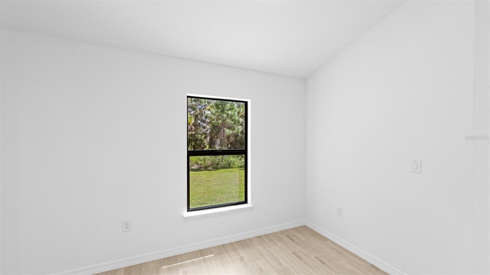 Single Family Residence at 22334 BRADFORD AVE, PORT CHARLOTTE, photo 12 of 23