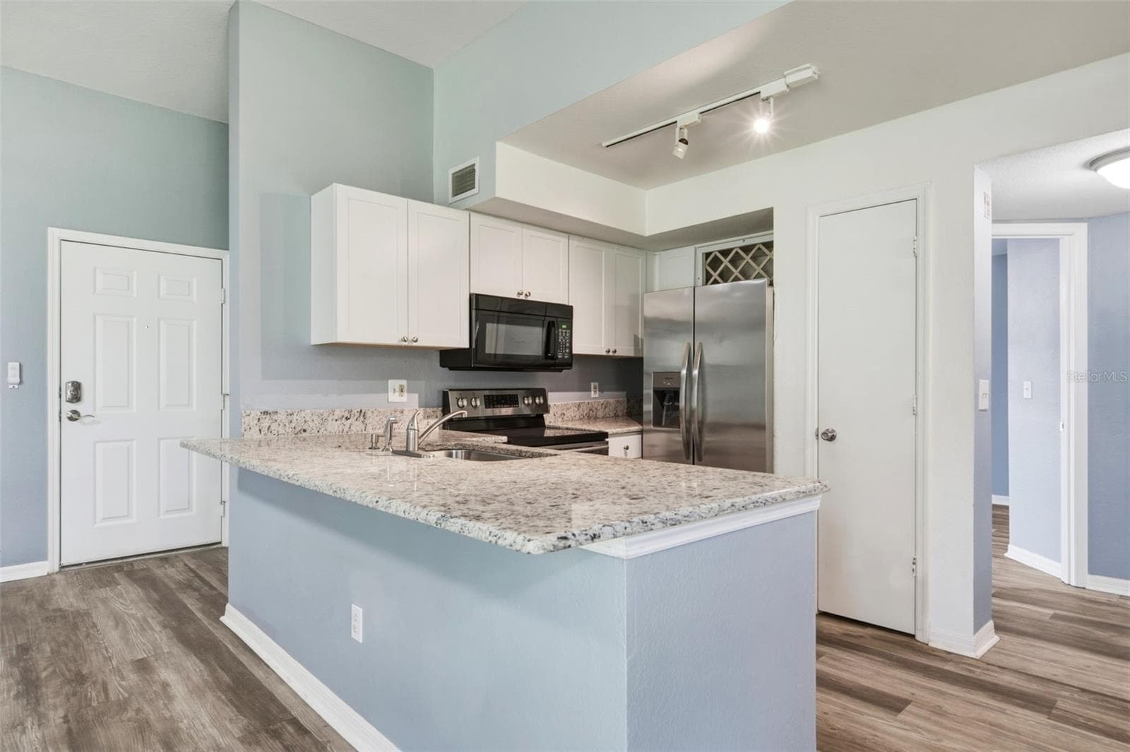 Condominium at 7250 WESTPOINTE BLVD #1034, ORLANDO, photo 5 of 28