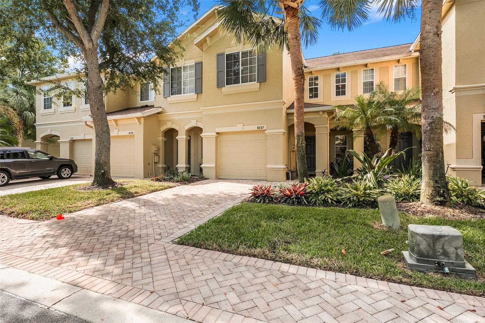 Townhouse at 9237 RIVER ROCK LN, RIVERVIEW, photo 2 of 42