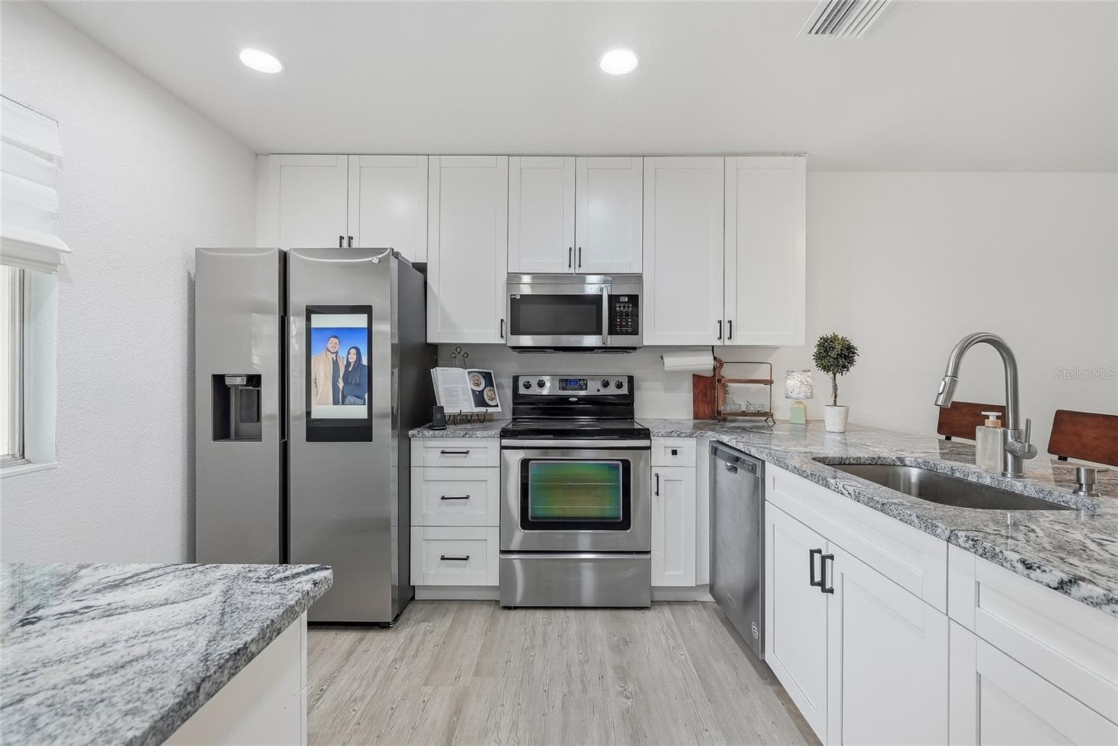 Condominium at 2265 BANCROFT CIR S #B, PALM HARBOR, photo 8 of 40