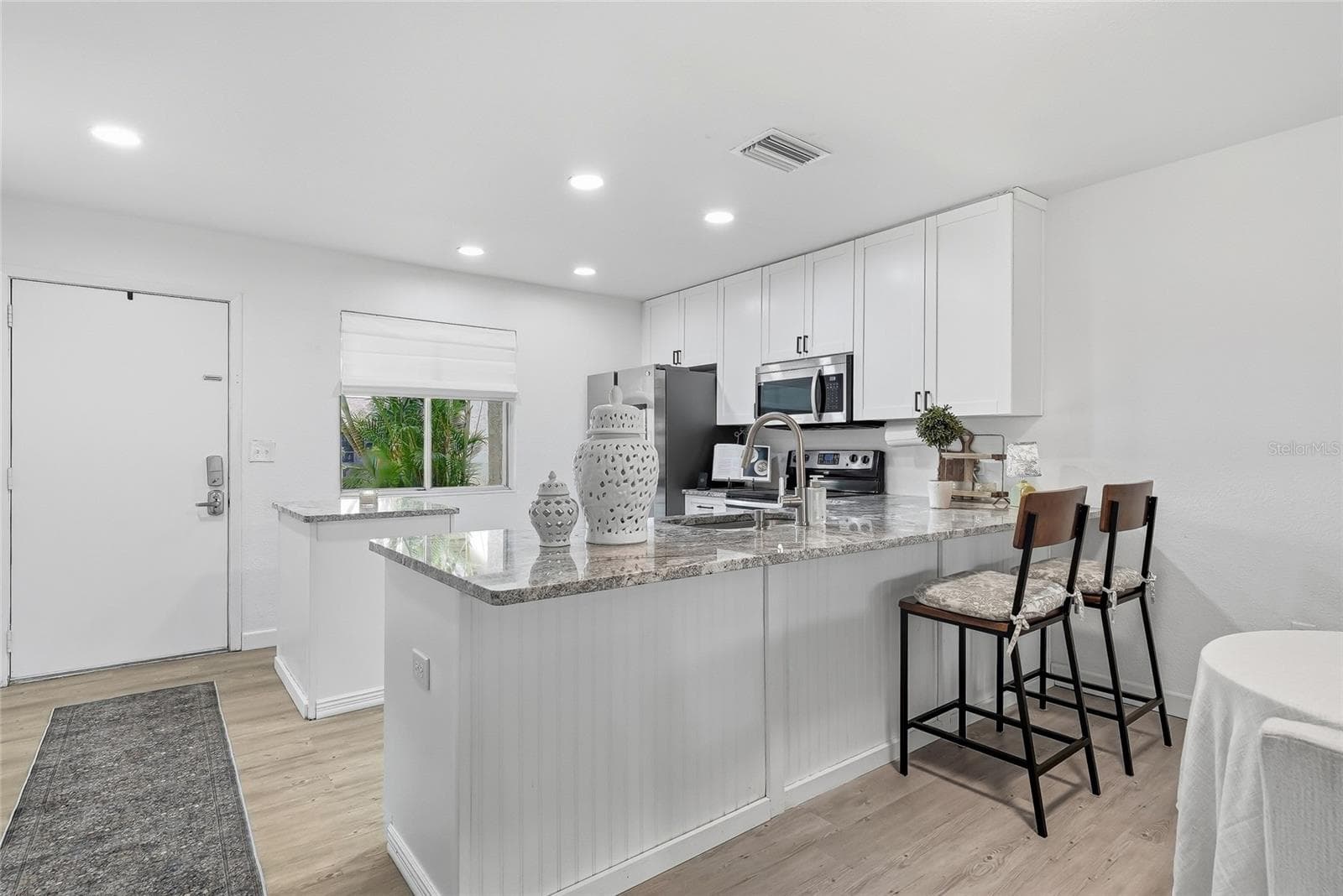 Condominium at 2265 BANCROFT CIR S #B, PALM HARBOR, photo 13 of 40