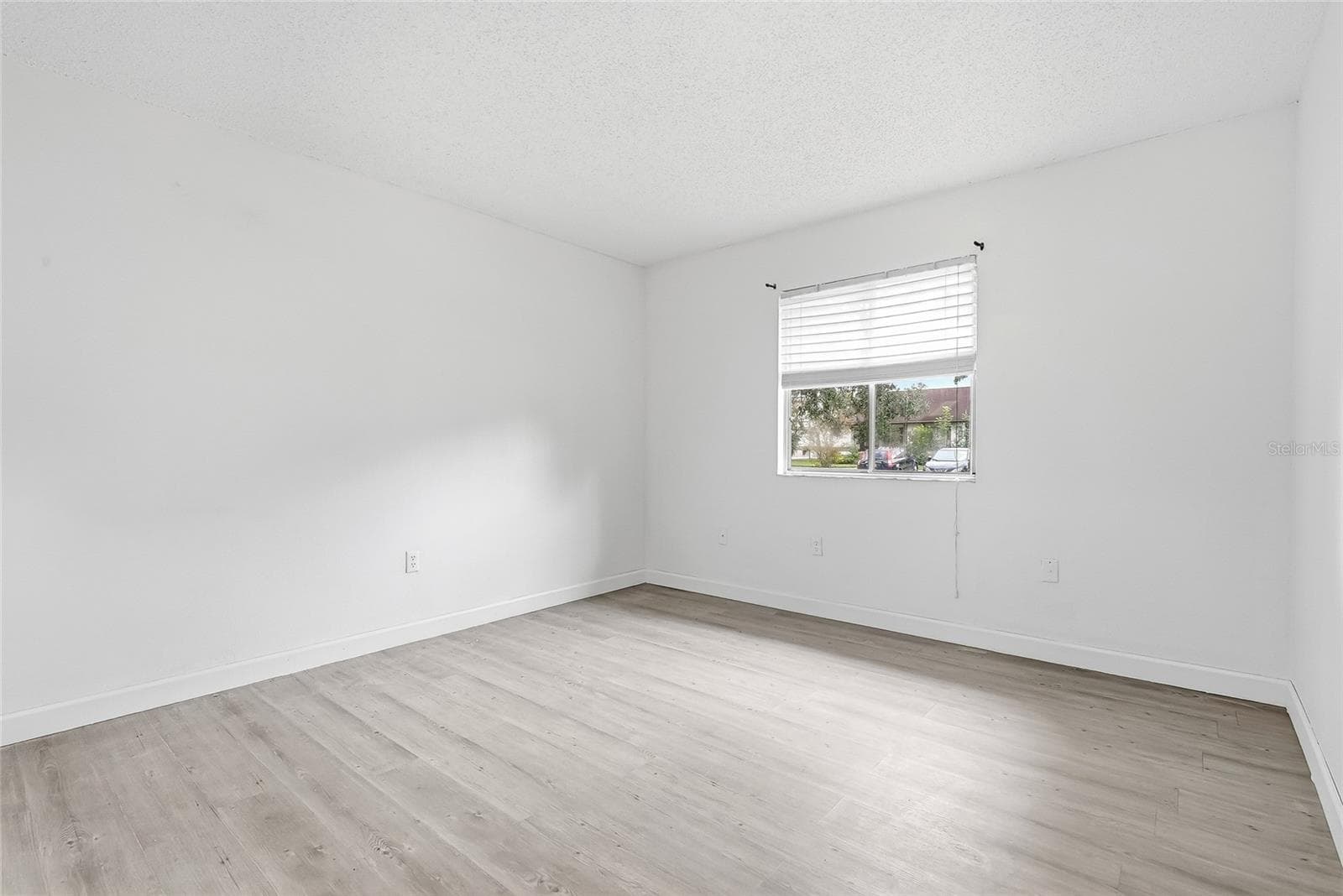 Condominium at 2265 BANCROFT CIR S #B, PALM HARBOR, photo 27 of 40
