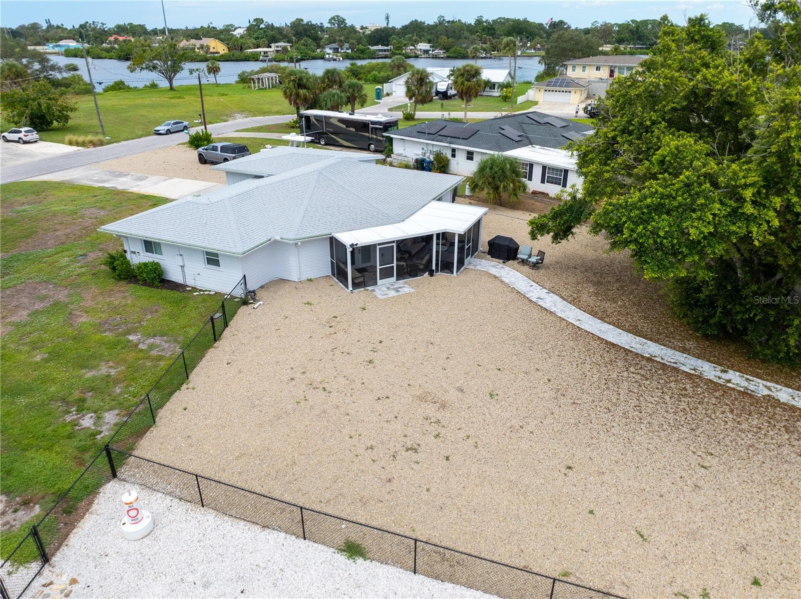 Single Family Residence at 400 DONA DR, NOKOMIS, photo 34 of 55