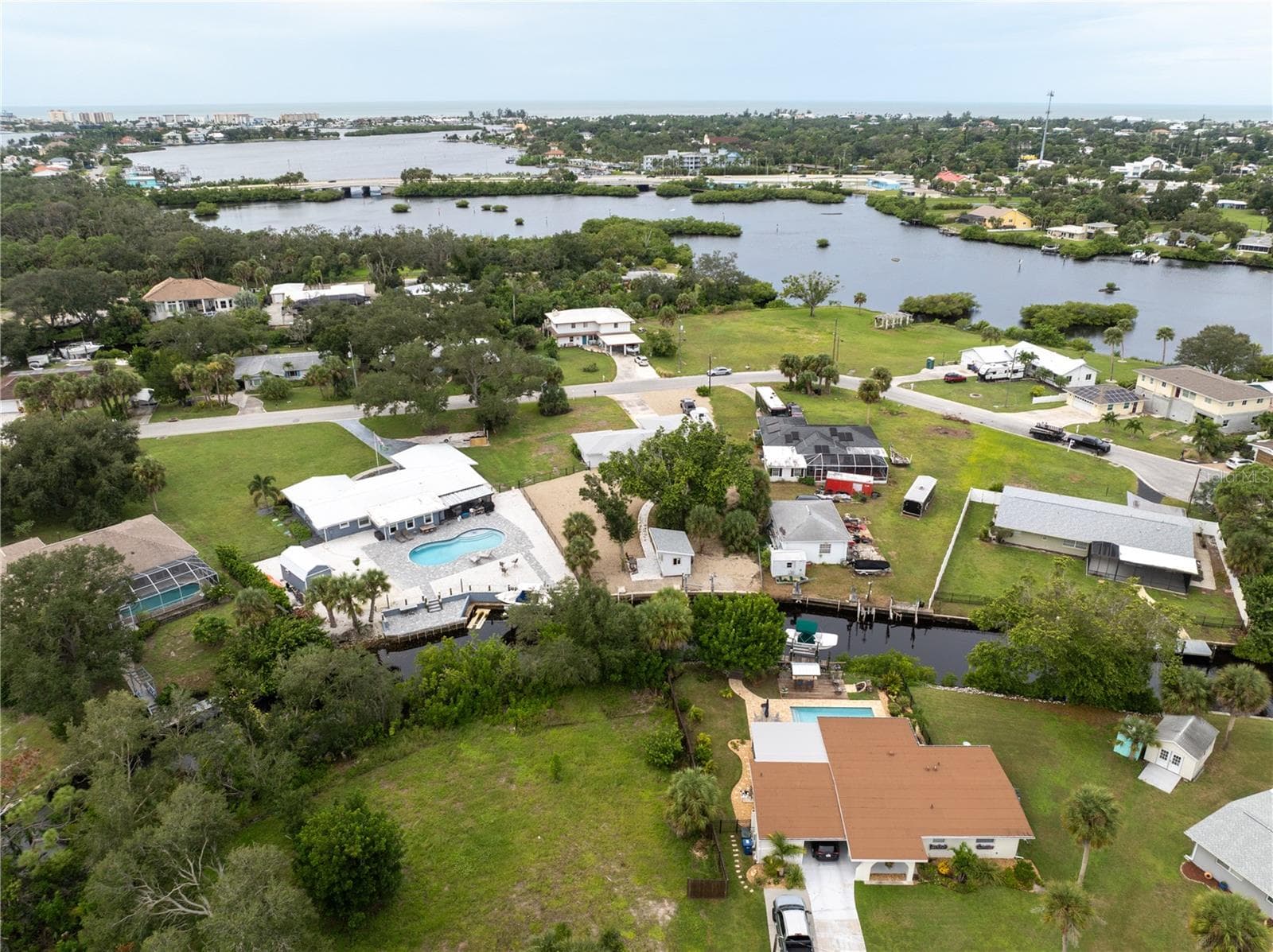 Single Family Residence at 400 DONA DR, NOKOMIS, photo 40 of 55