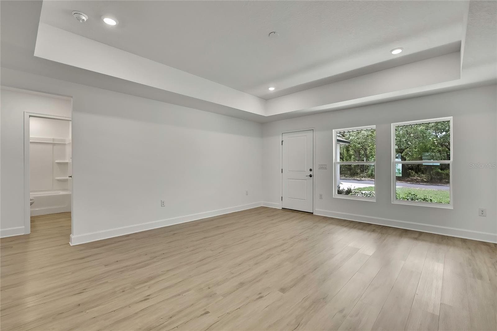 Duplex at 2851 LANDOVER BLVD, SPRING HILL, photo 7 of 51