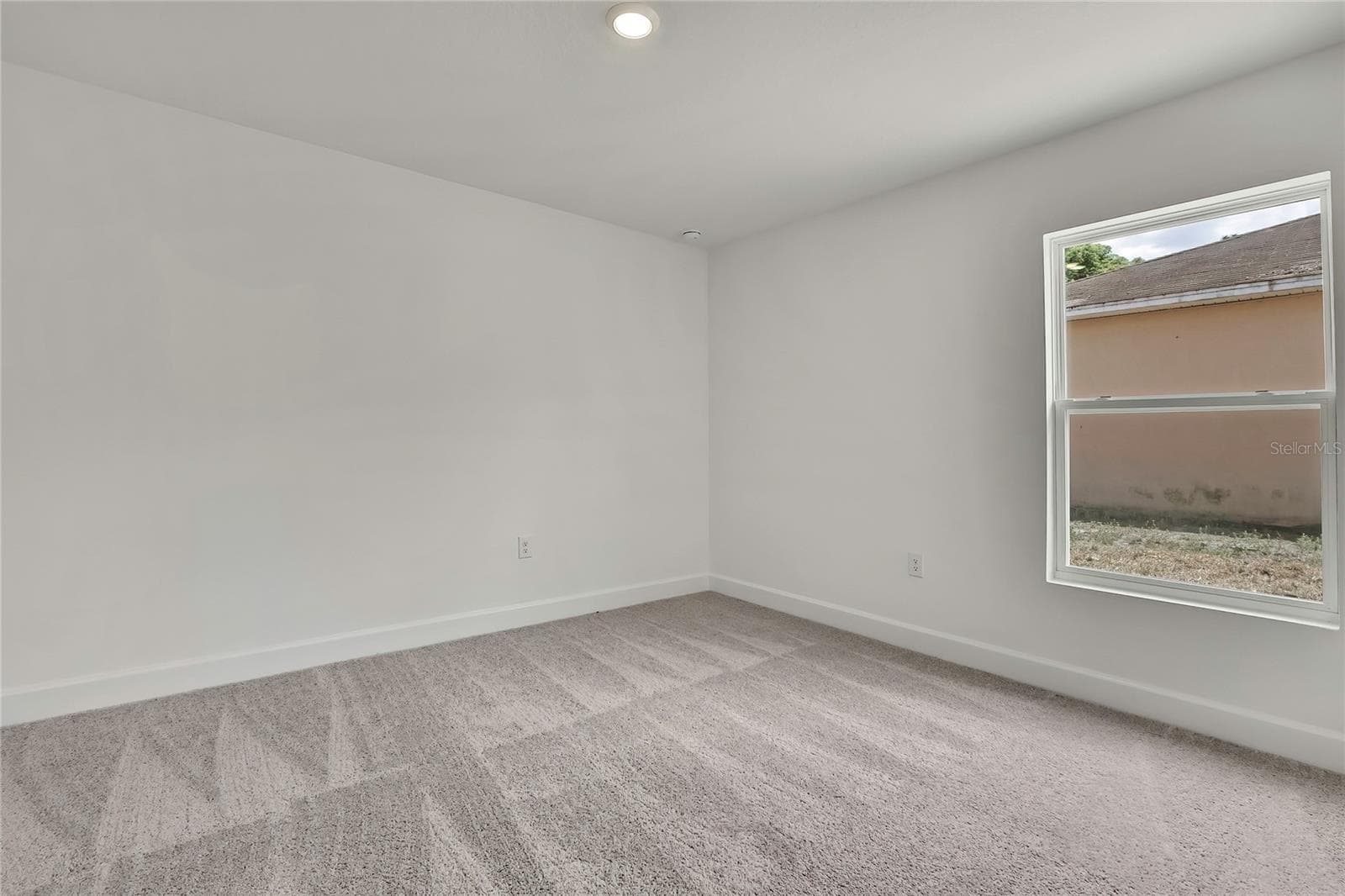 Duplex at 2851 LANDOVER BLVD, SPRING HILL, photo 18 of 51