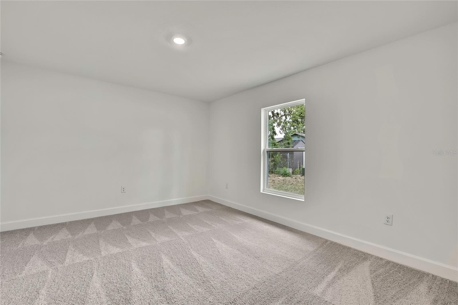 Duplex at 2851 LANDOVER BLVD, SPRING HILL, photo 36 of 51