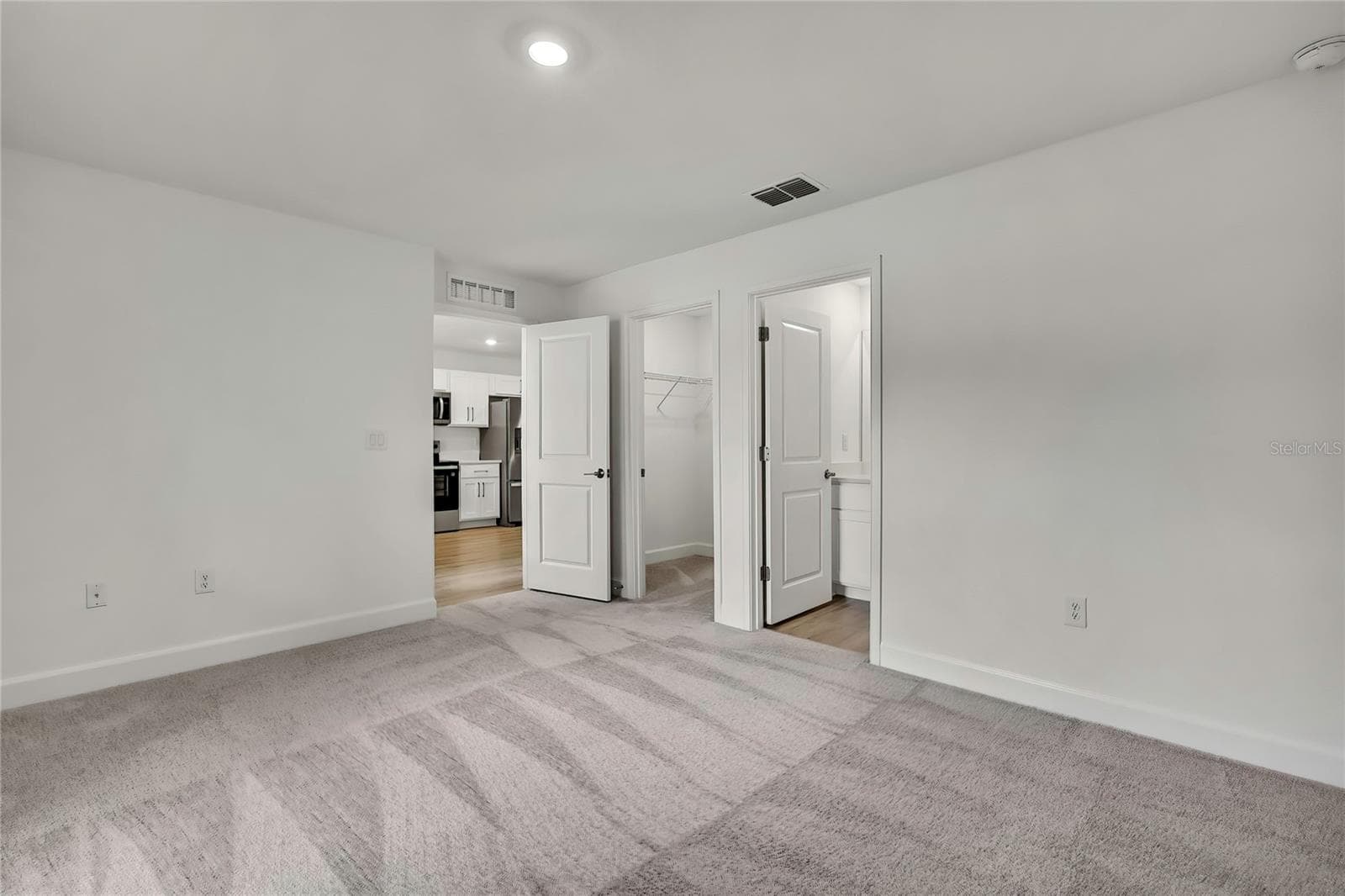 Duplex at 2851 LANDOVER BLVD, SPRING HILL, photo 38 of 51