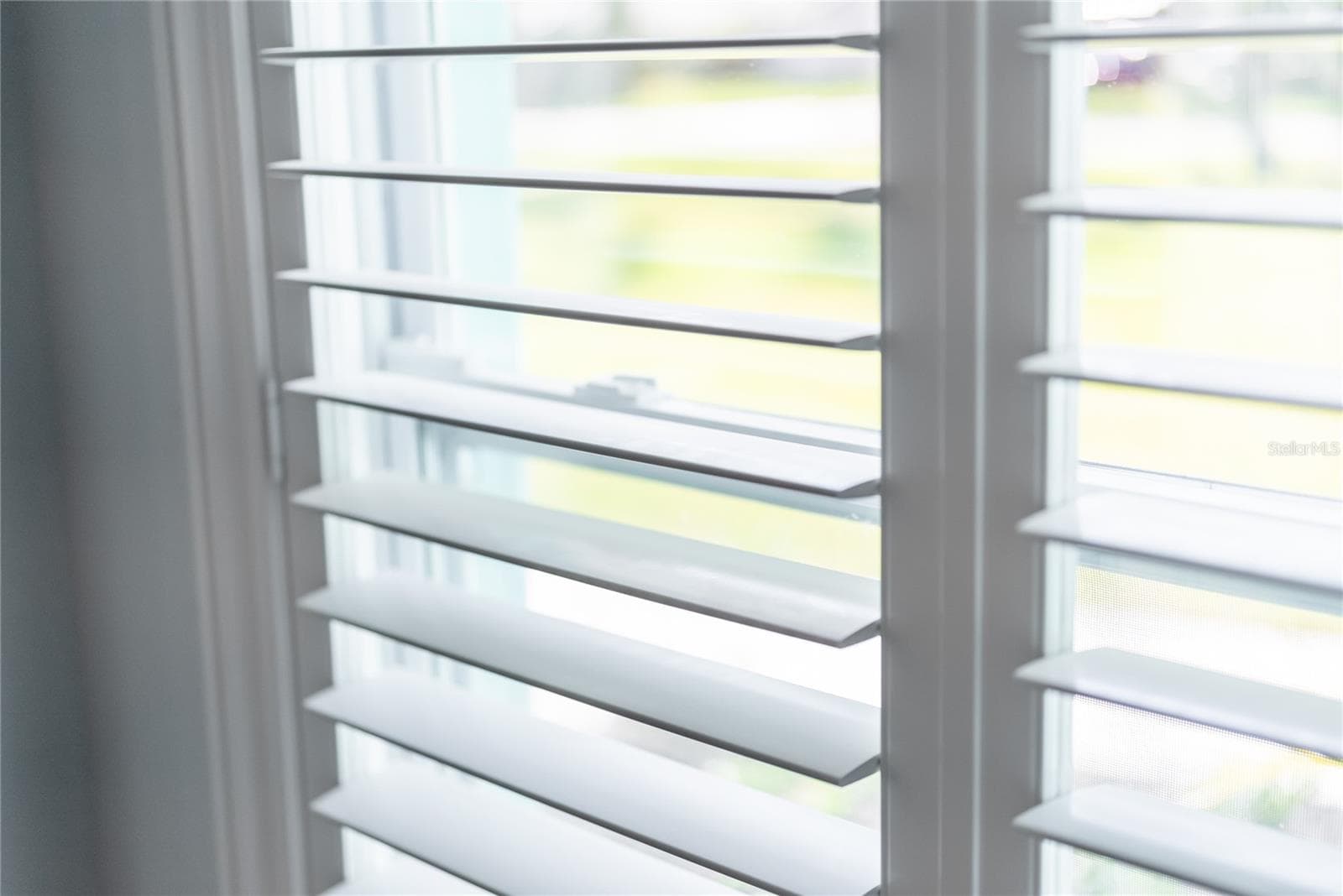 Plantation shutters - 400 DONA DR, NOKOMIS