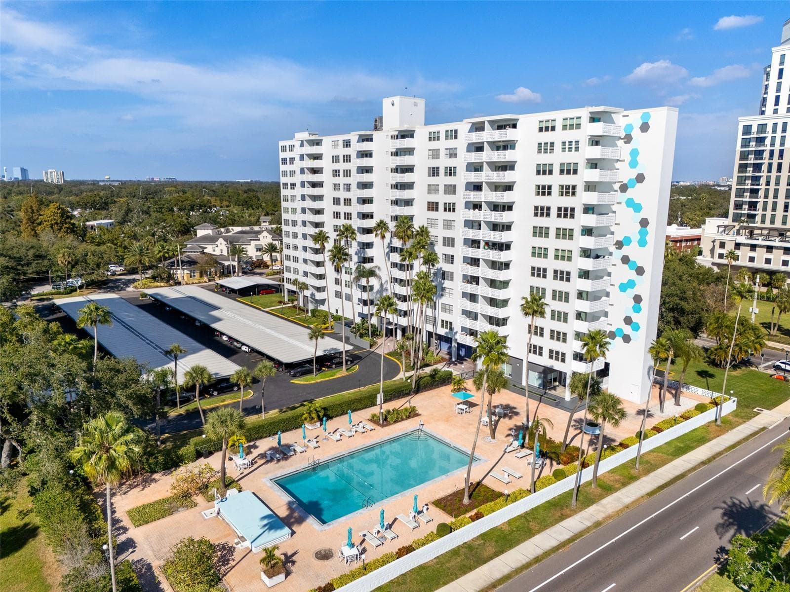 2401 BAYSHORE BLVD #203