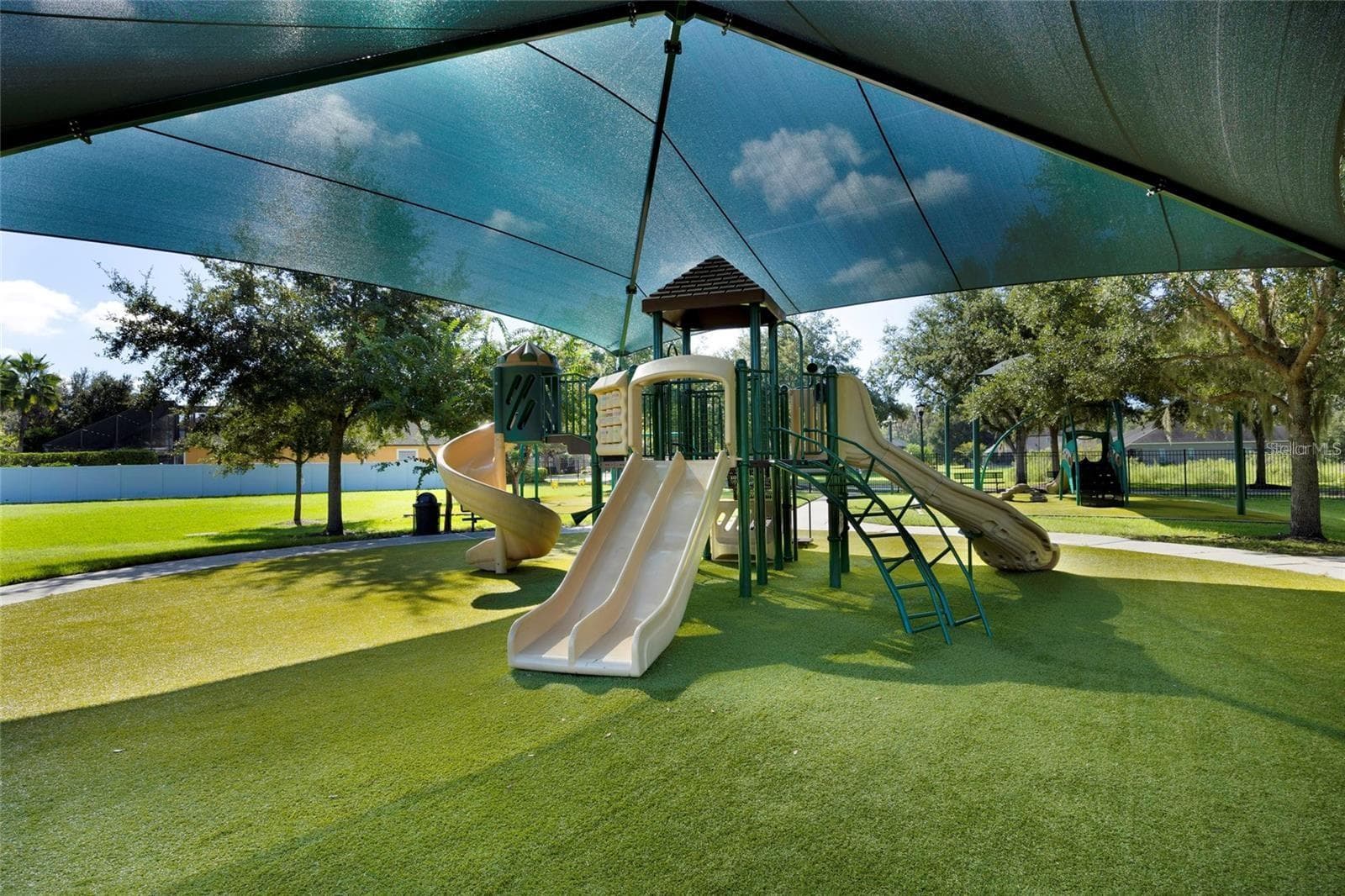 Single Family Residence at 19421 PADDOCK VIEW DR, TAMPA, photo 41 of 48