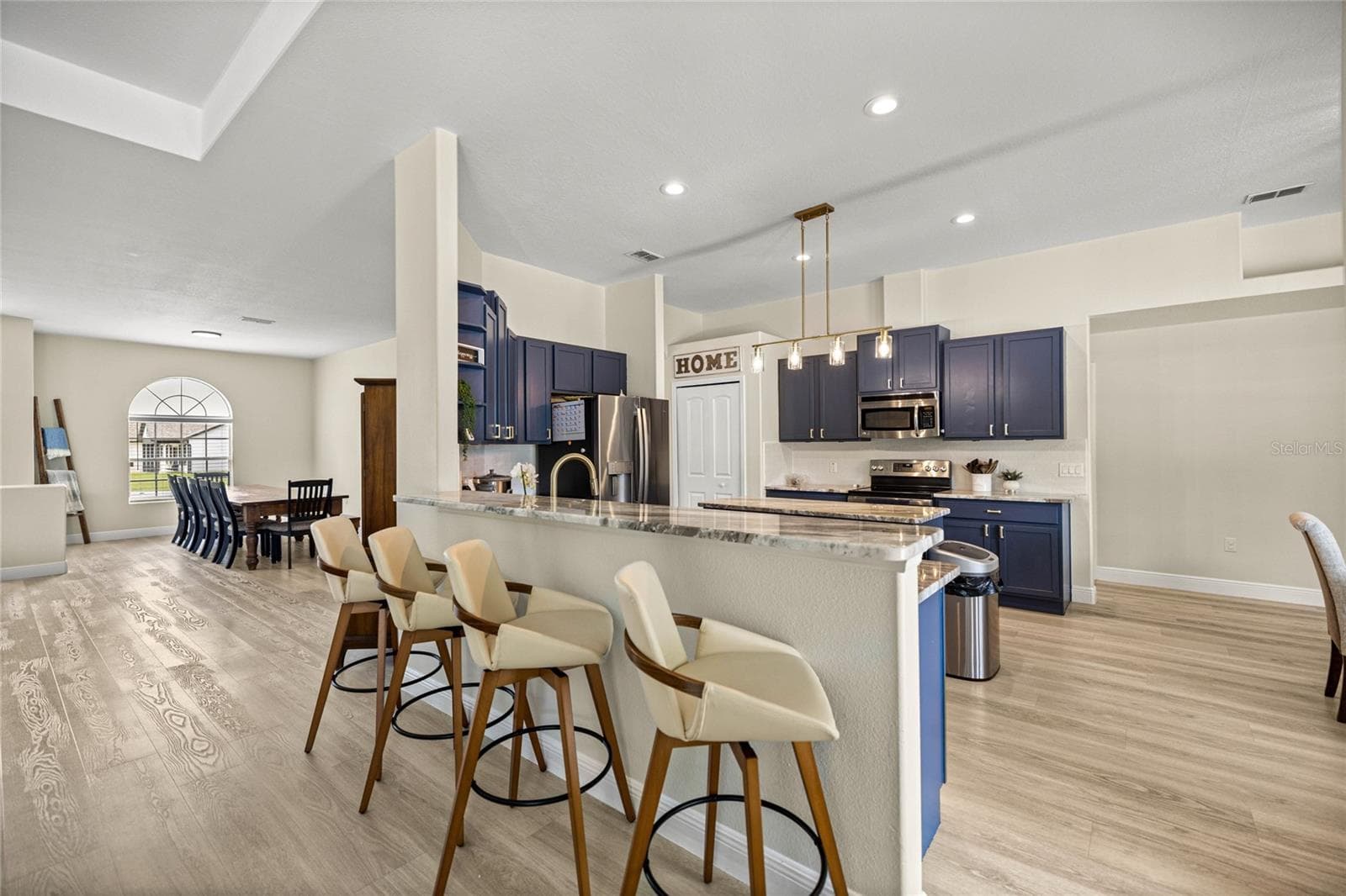 Kitchen hightop counter - 8628 N IBERIAN DR, CITRUS SPRINGS