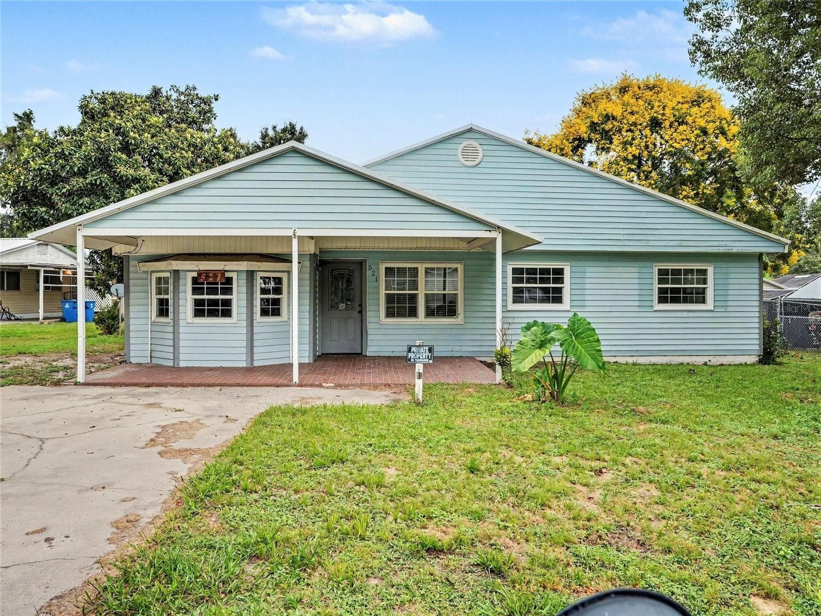 521 GREEN CIR