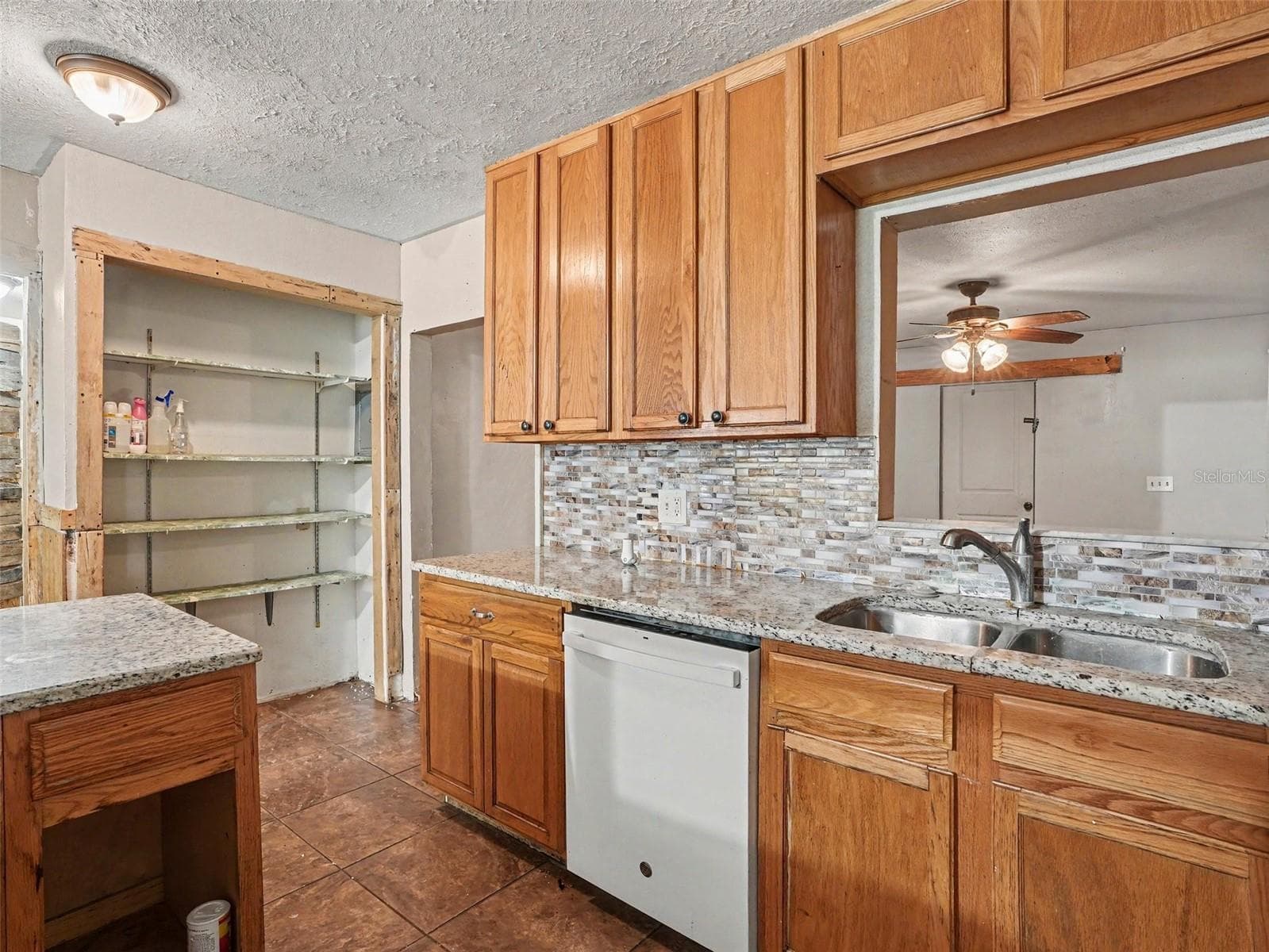 Single Family Residence at 521 GREEN CIR, FORT MEADE, photo 10 of 34