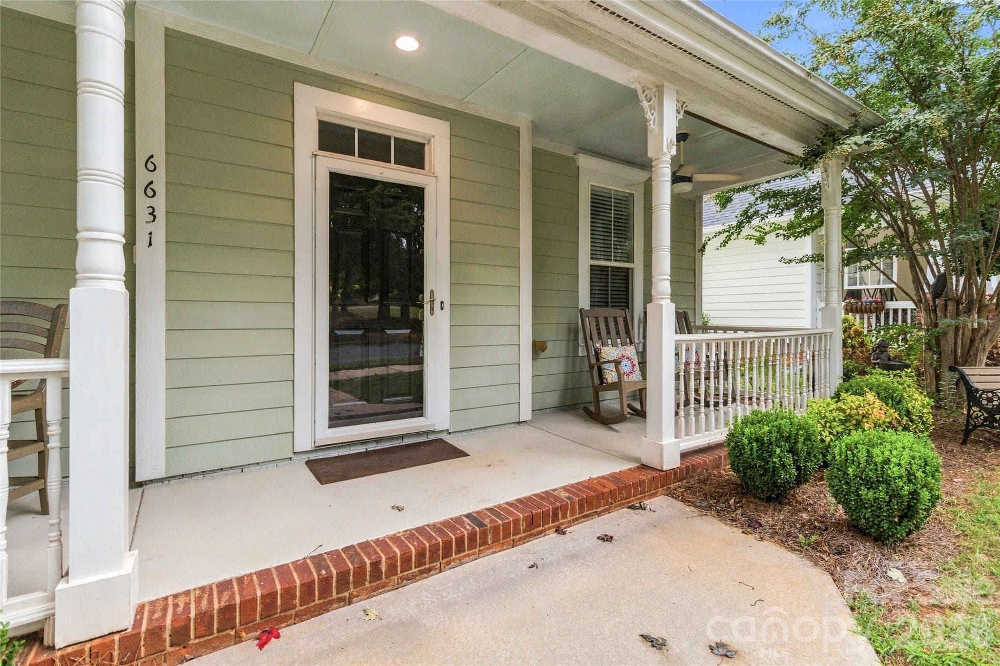 Single Family Residence at 6631 Old Magnolia Lane, Mint Hill, photo 3 of 30