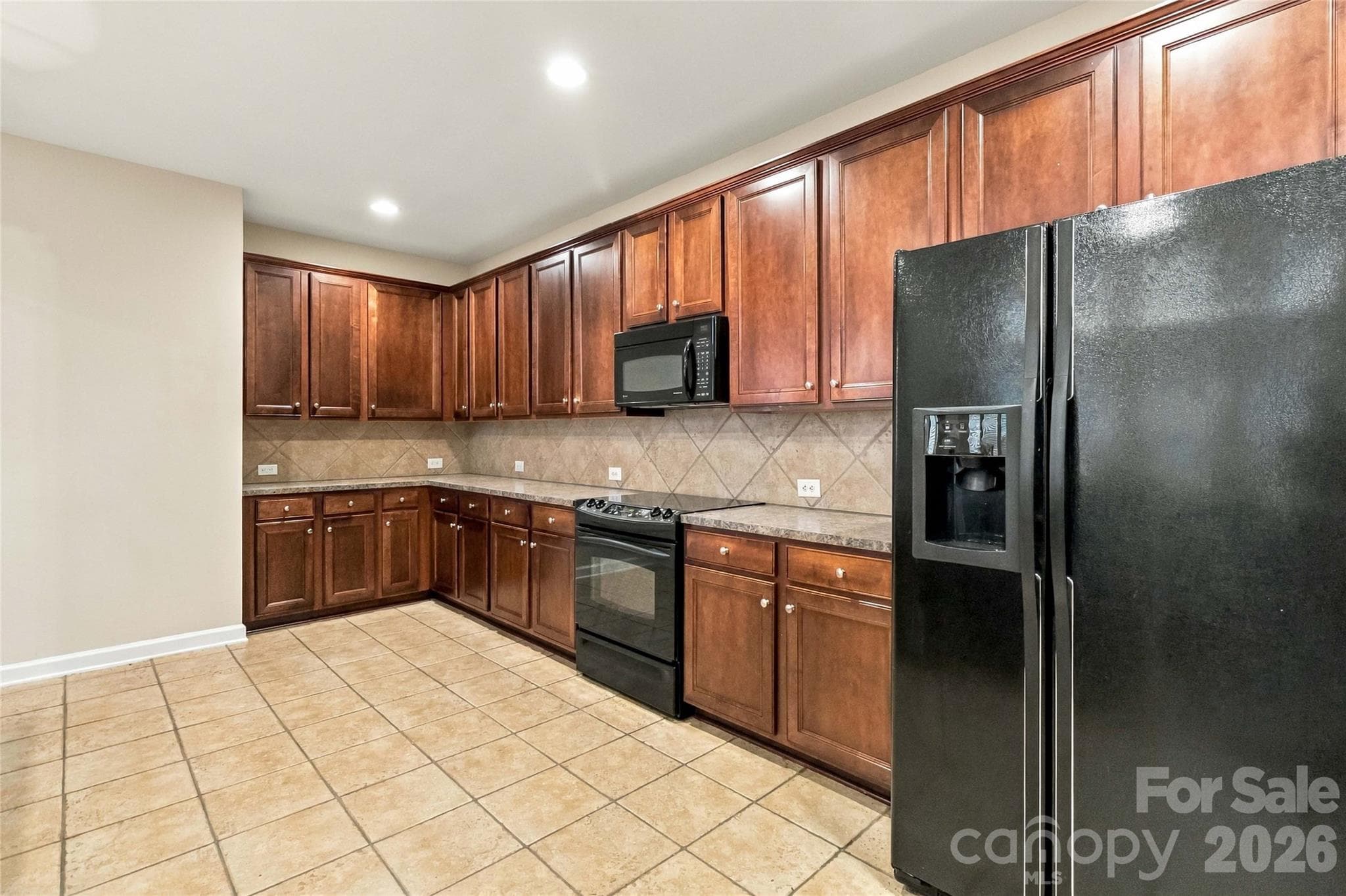 Single Family Residence at 6631 Old Magnolia Lane, Mint Hill, photo 11 of 30