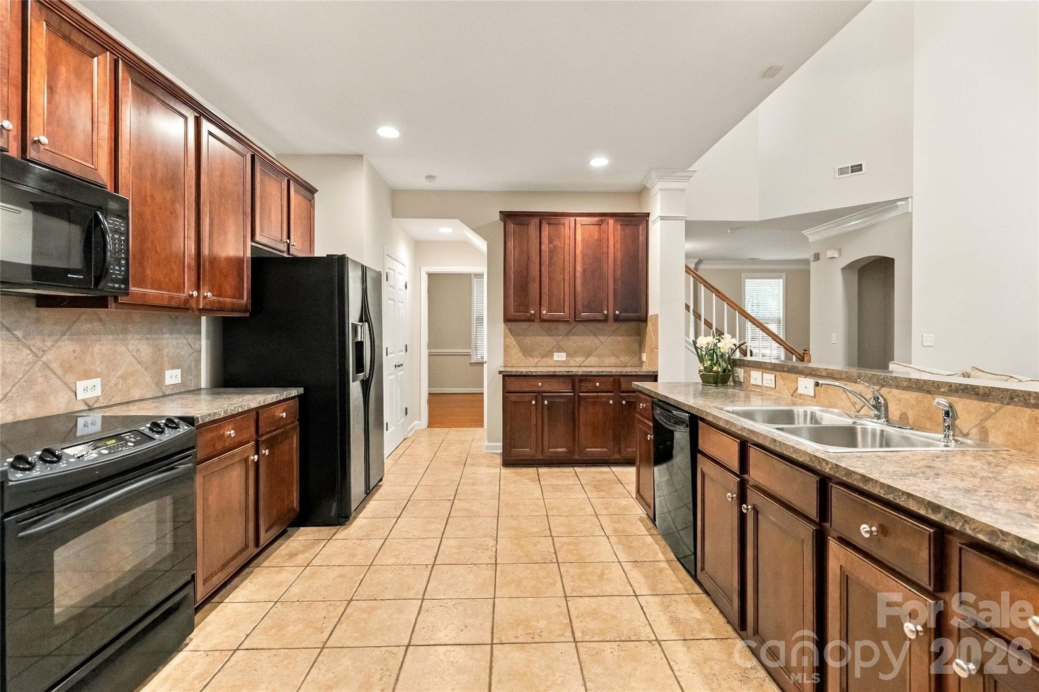 Single Family Residence at 6631 Old Magnolia Lane, Mint Hill, photo 13 of 30