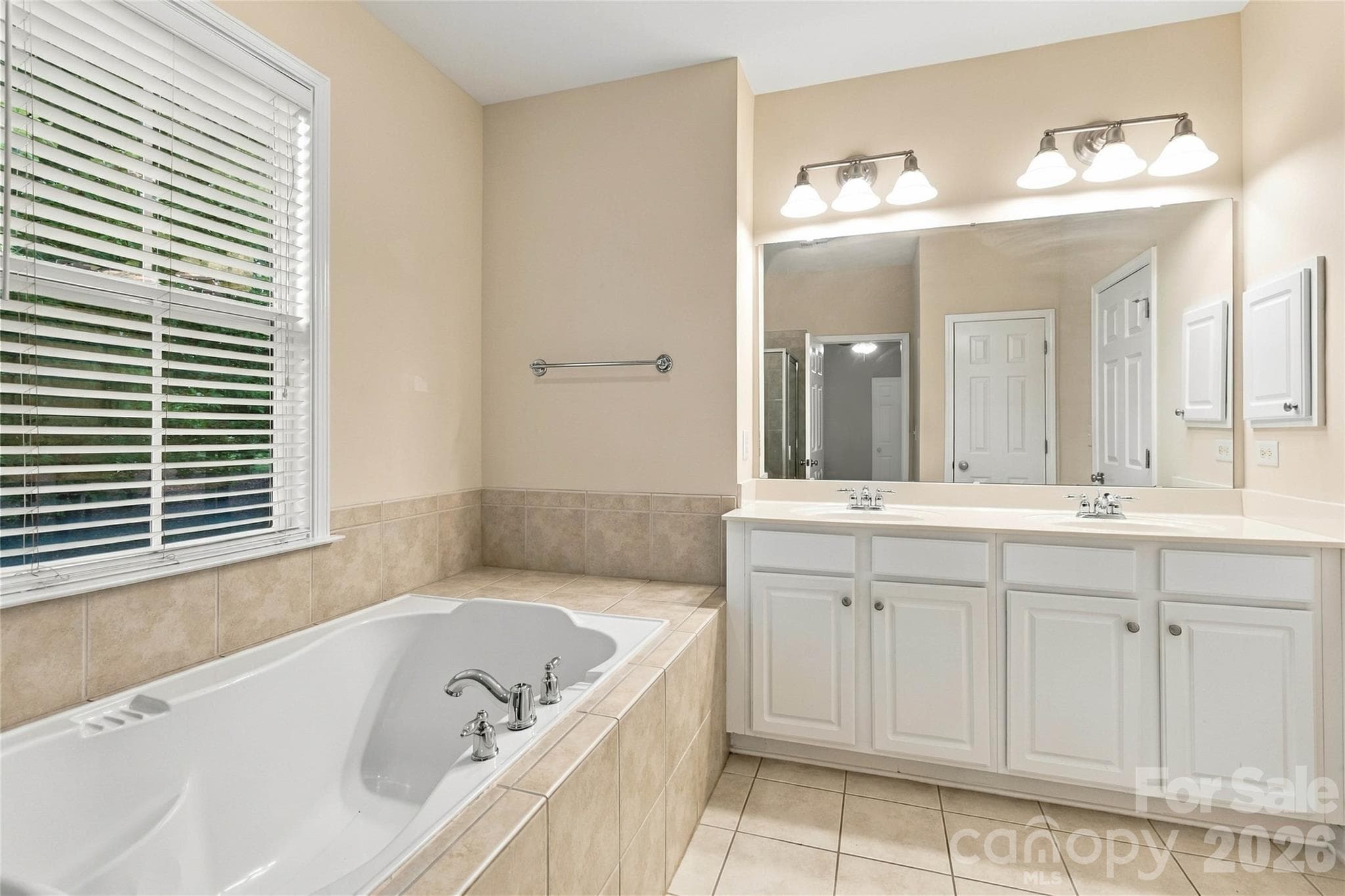Single Family Residence at 6631 Old Magnolia Lane, Mint Hill, photo 24 of 30