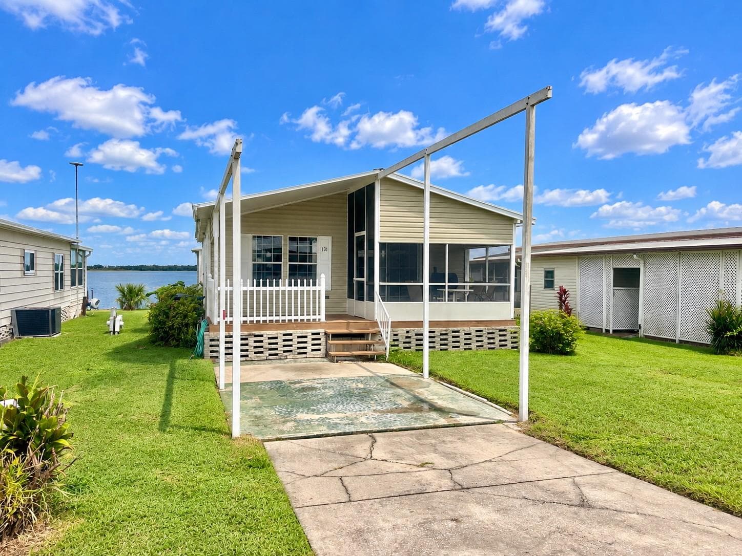 131 BONNIE DR