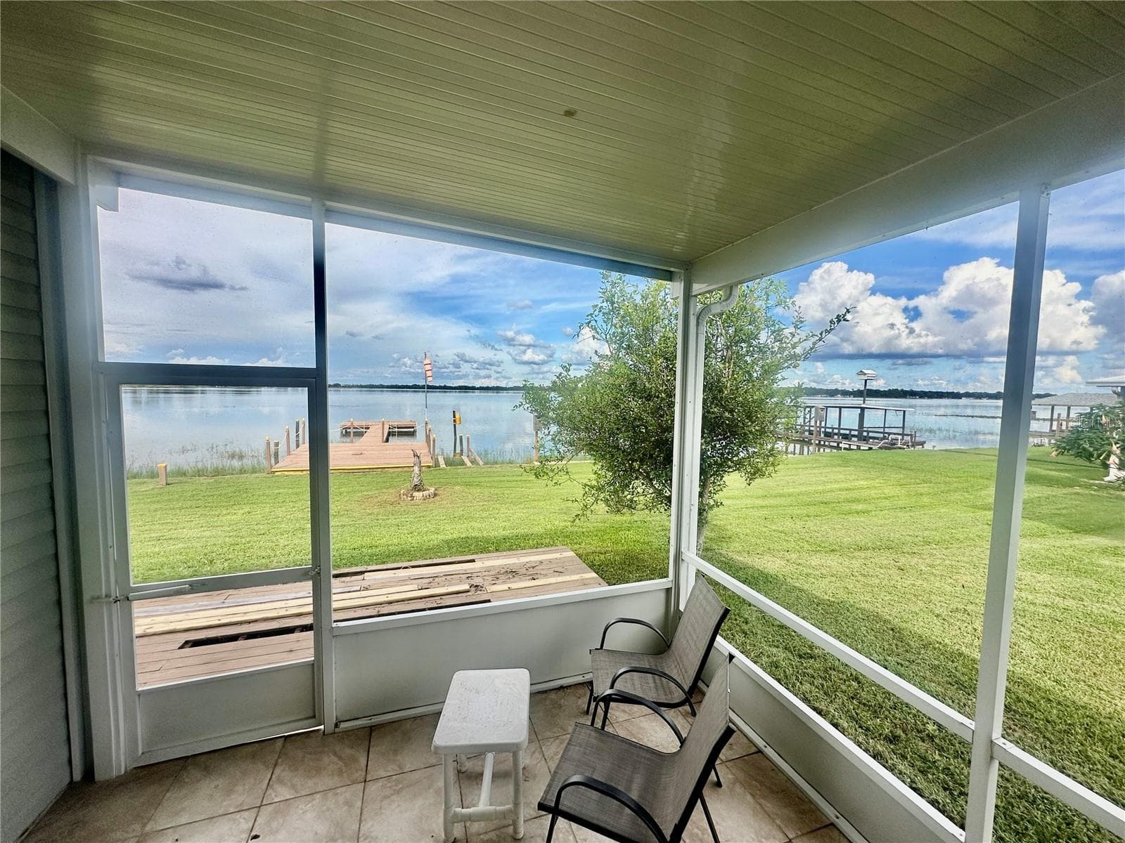 Back Screened Lanai - 131 BONNIE DR, AUBURNDALE