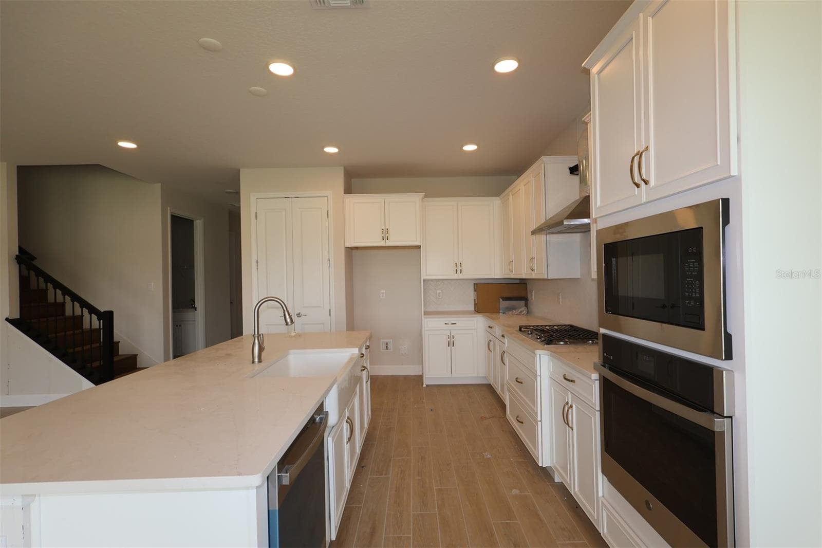 Single Family Residence at 3174 WOLF LAKE AVE, APOPKA, photo 5 of 24