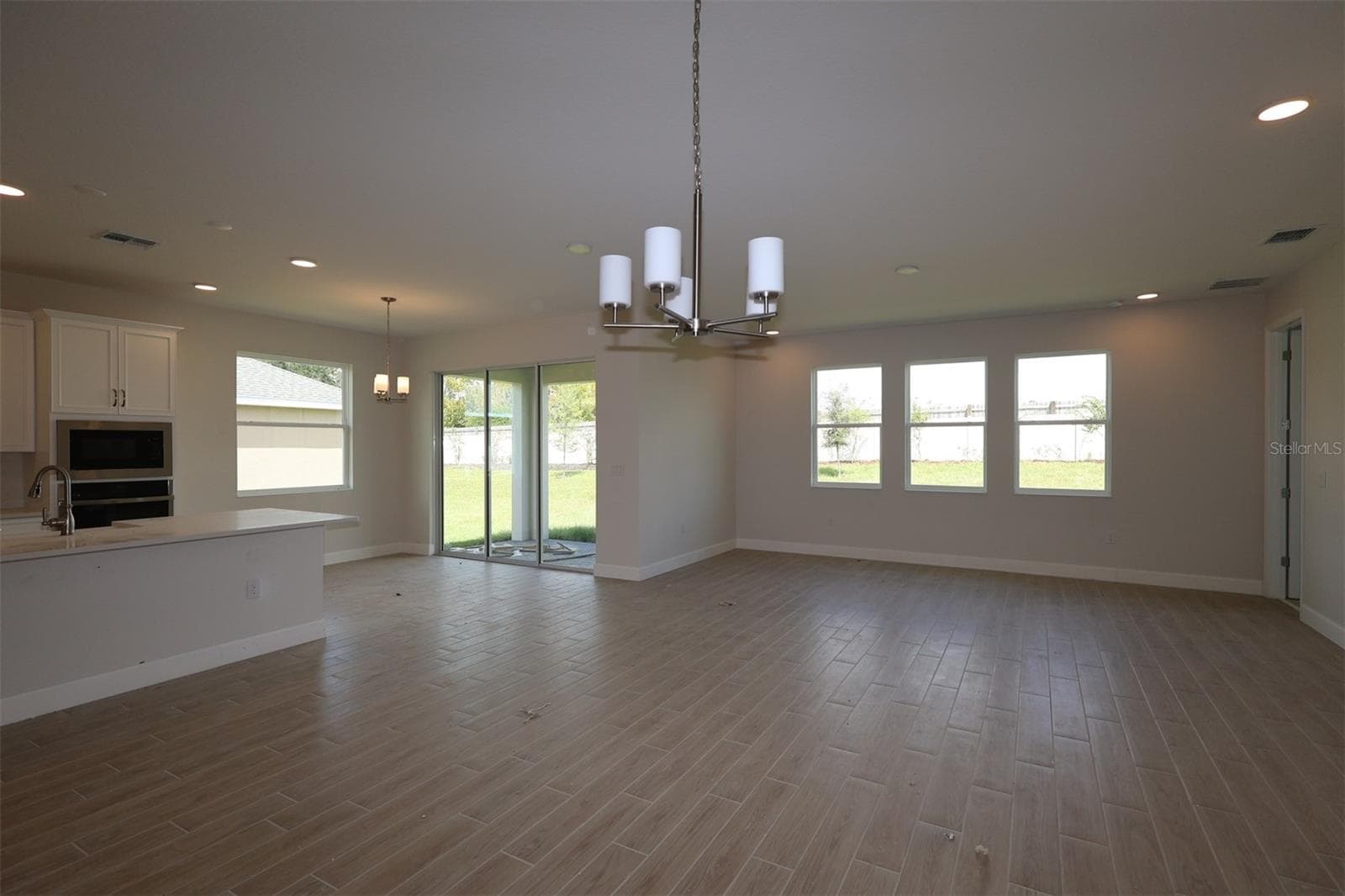 Single Family Residence at 3174 WOLF LAKE AVE, APOPKA, photo 8 of 24