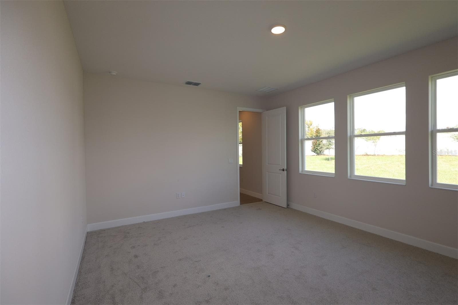 Single Family Residence at 3174 WOLF LAKE AVE, APOPKA, photo 11 of 24