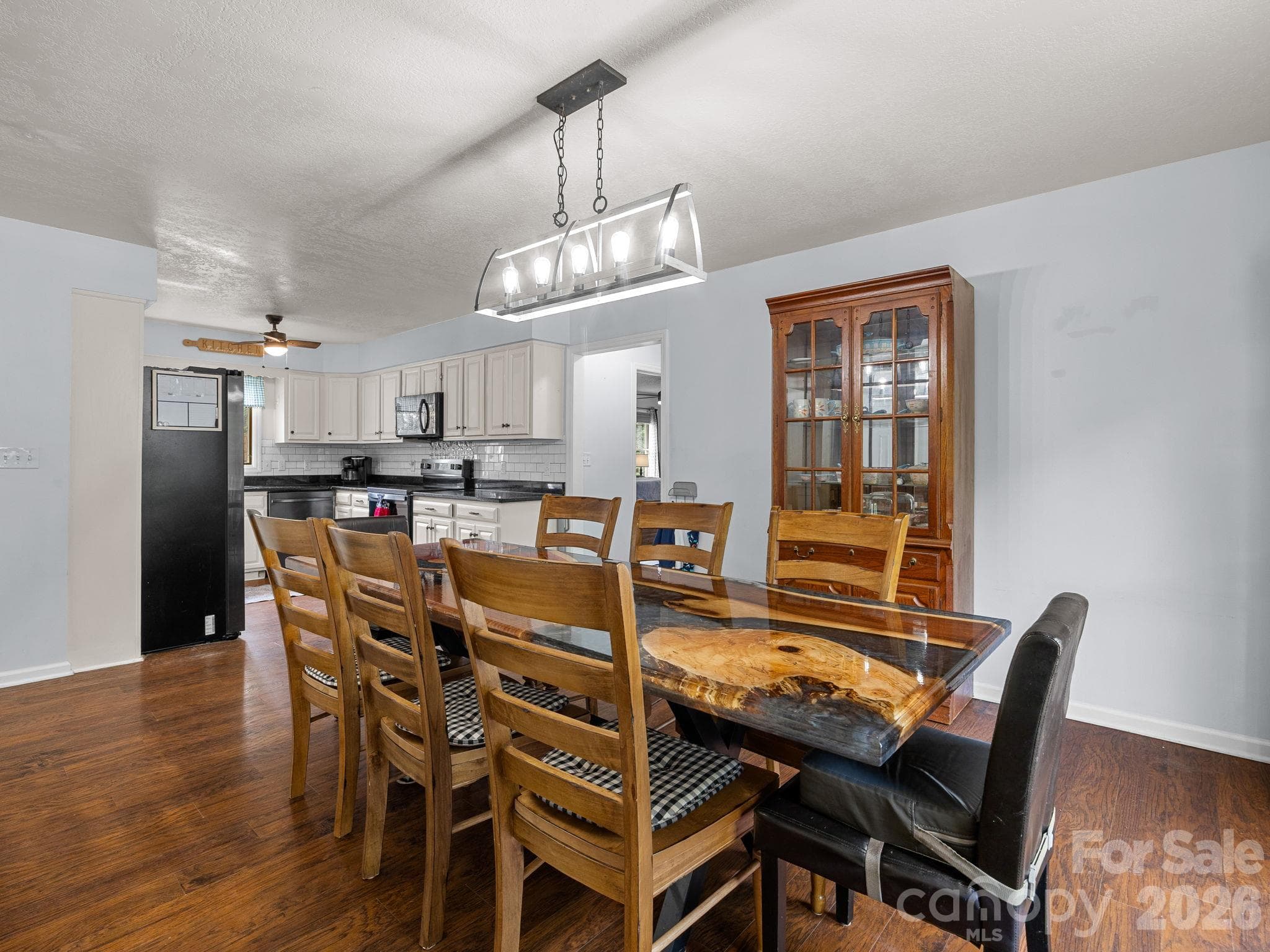Single Family Residence at 101 Catherine Drive, Columbus, photo 5 of 45