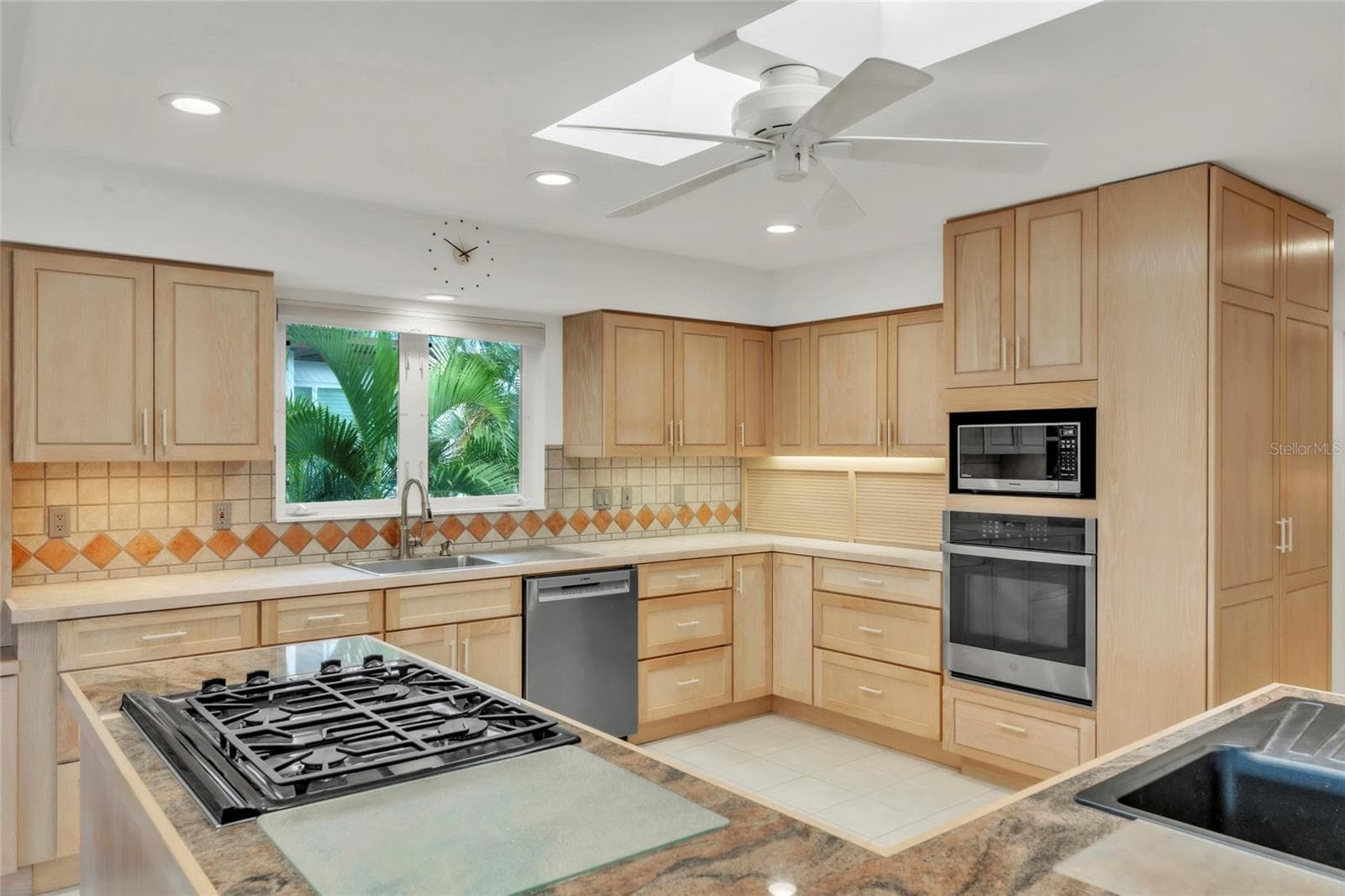 Single Family Residence at 103 SUNSET LN, ANNA MARIA, photo 19 of 54