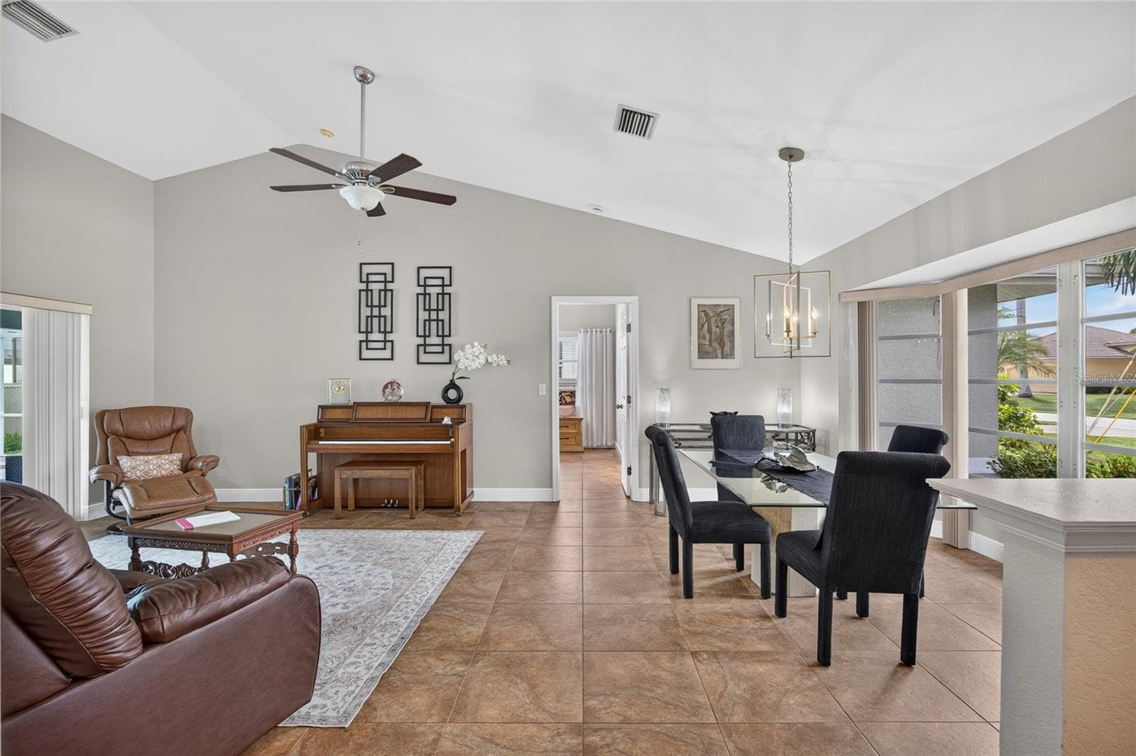 Single Family Residence at 4933 SEVILLE CT, CAPE CORAL, photo 8 of 52