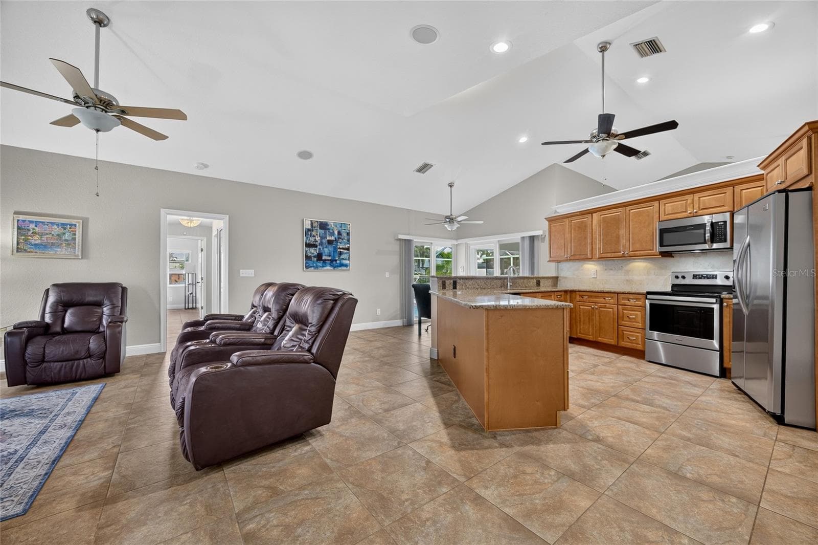 Single Family Residence at 4933 SEVILLE CT, CAPE CORAL, photo 18 of 52