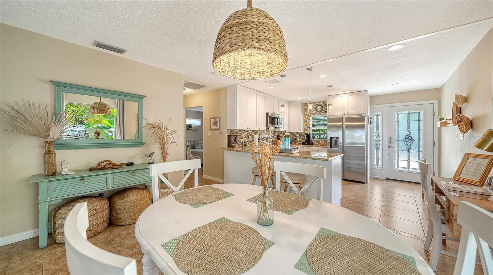 Dining Area - Table extends for 6 - 1229 MOONMIST CIR #P6, SARASOTA