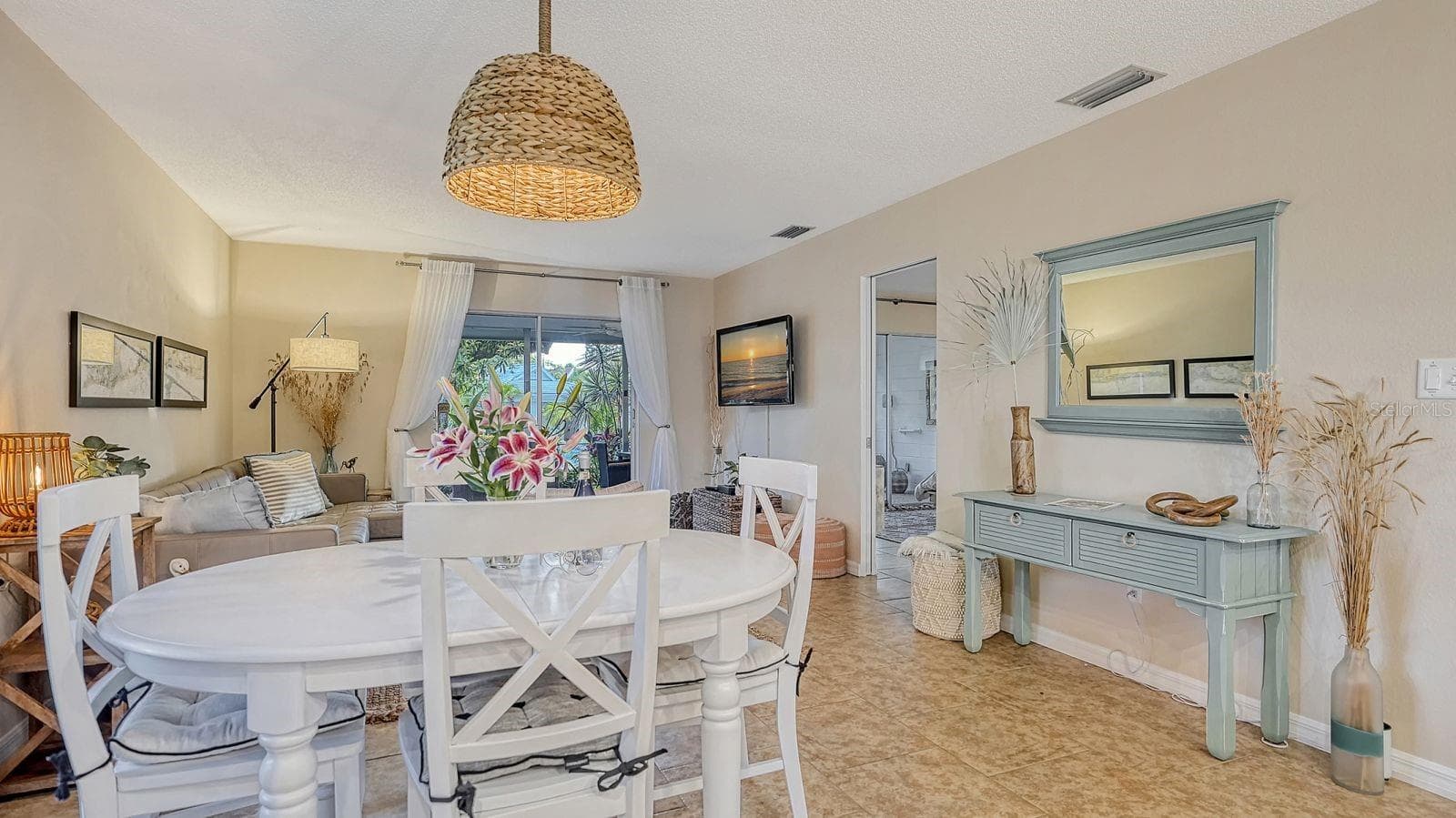 Open Concept Living - 1229 MOONMIST CIR #P6, SARASOTA