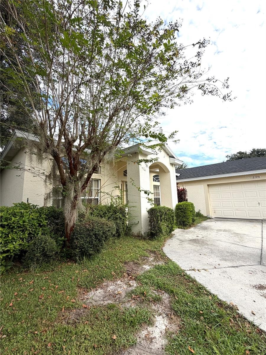 Single Family Residence at 2175 GRANGER AVE, KISSIMMEE, photo 2 of 3