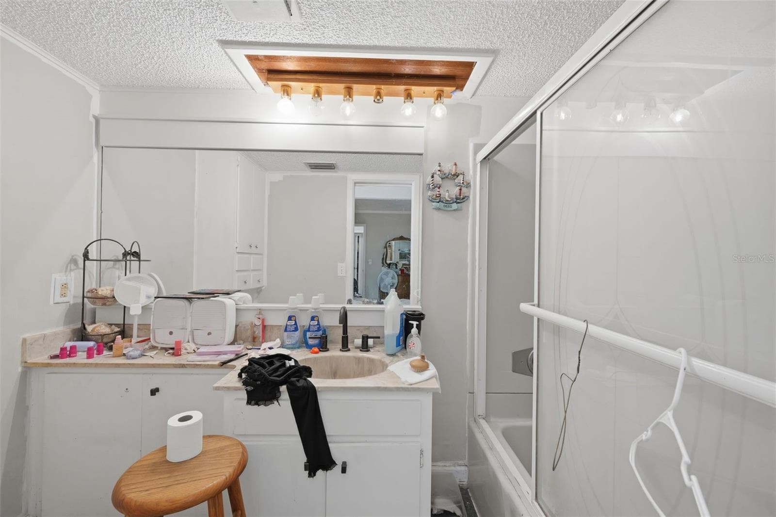 Bathroom 2 - 15499 OAKCREST CIR, BROOKSVILLE