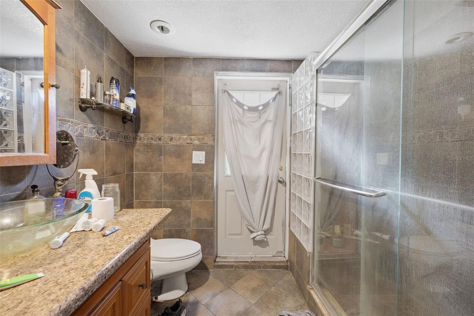Bathroom 3 - 15499 OAKCREST CIR, BROOKSVILLE