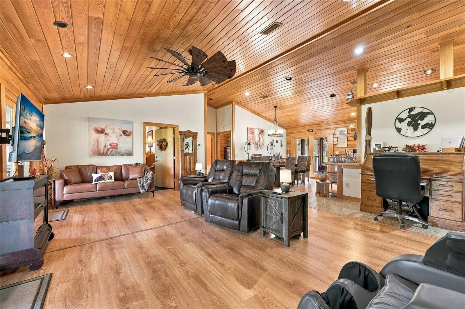Living Room - 18731 SE 30TH ST, MORRISTON