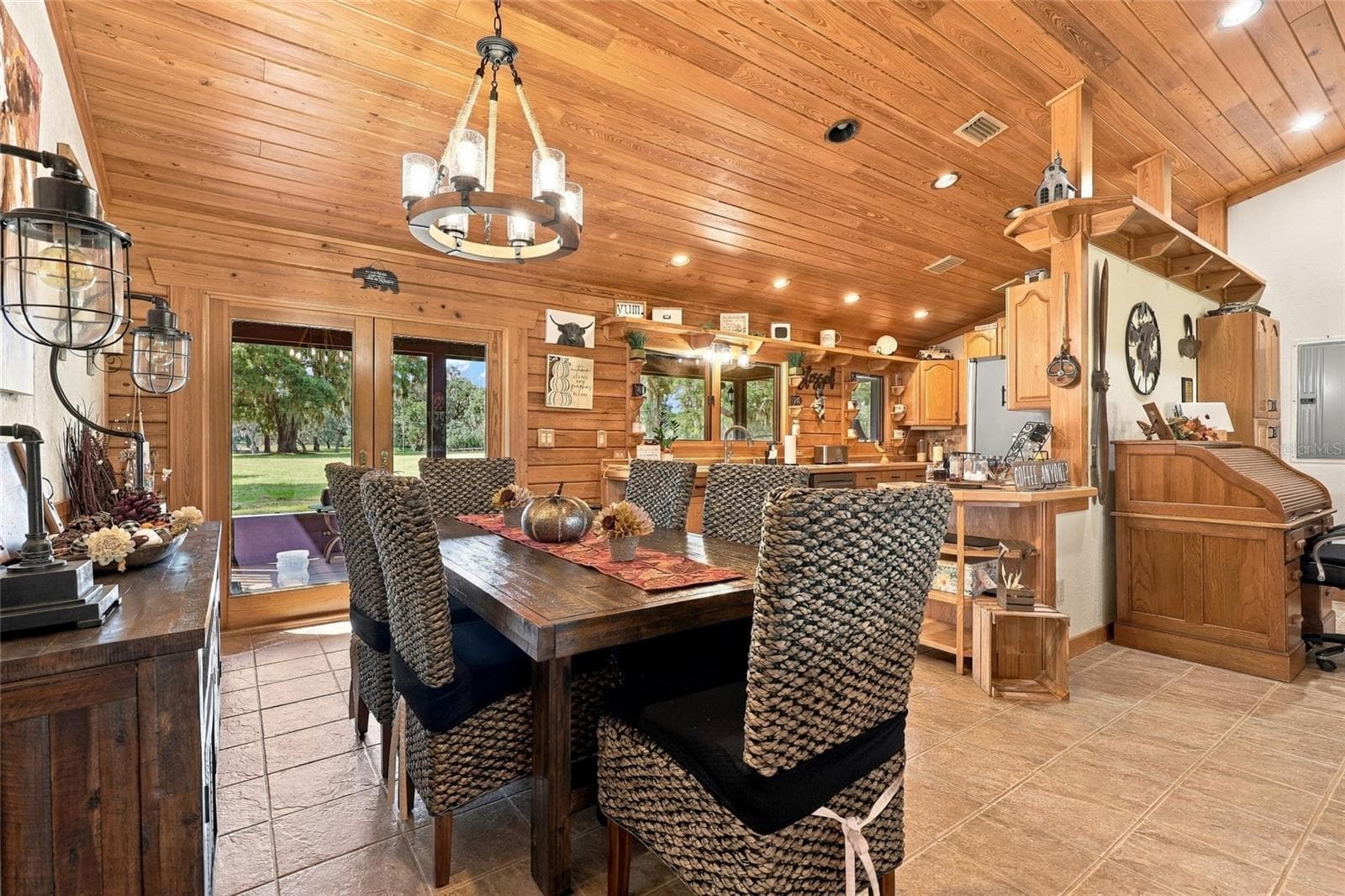 Dining Room - 18731 SE 30TH ST, MORRISTON