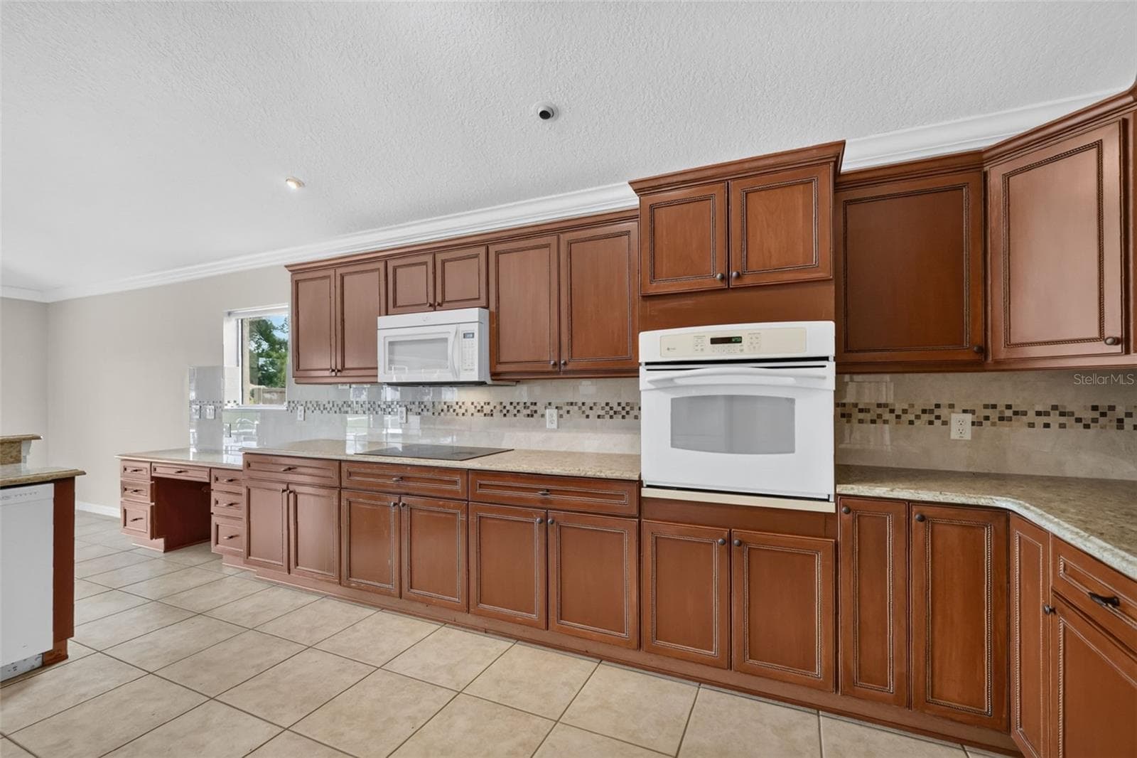 Kitchen - 2334 AMBLER CIR, THE VILLAGES
