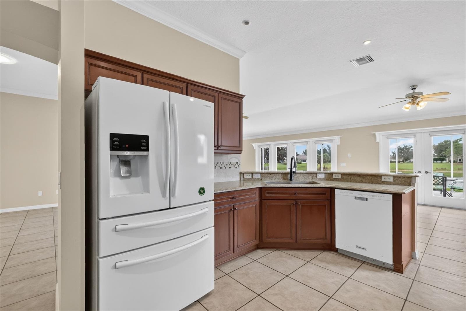Kitchen - 2334 AMBLER CIR, THE VILLAGES
